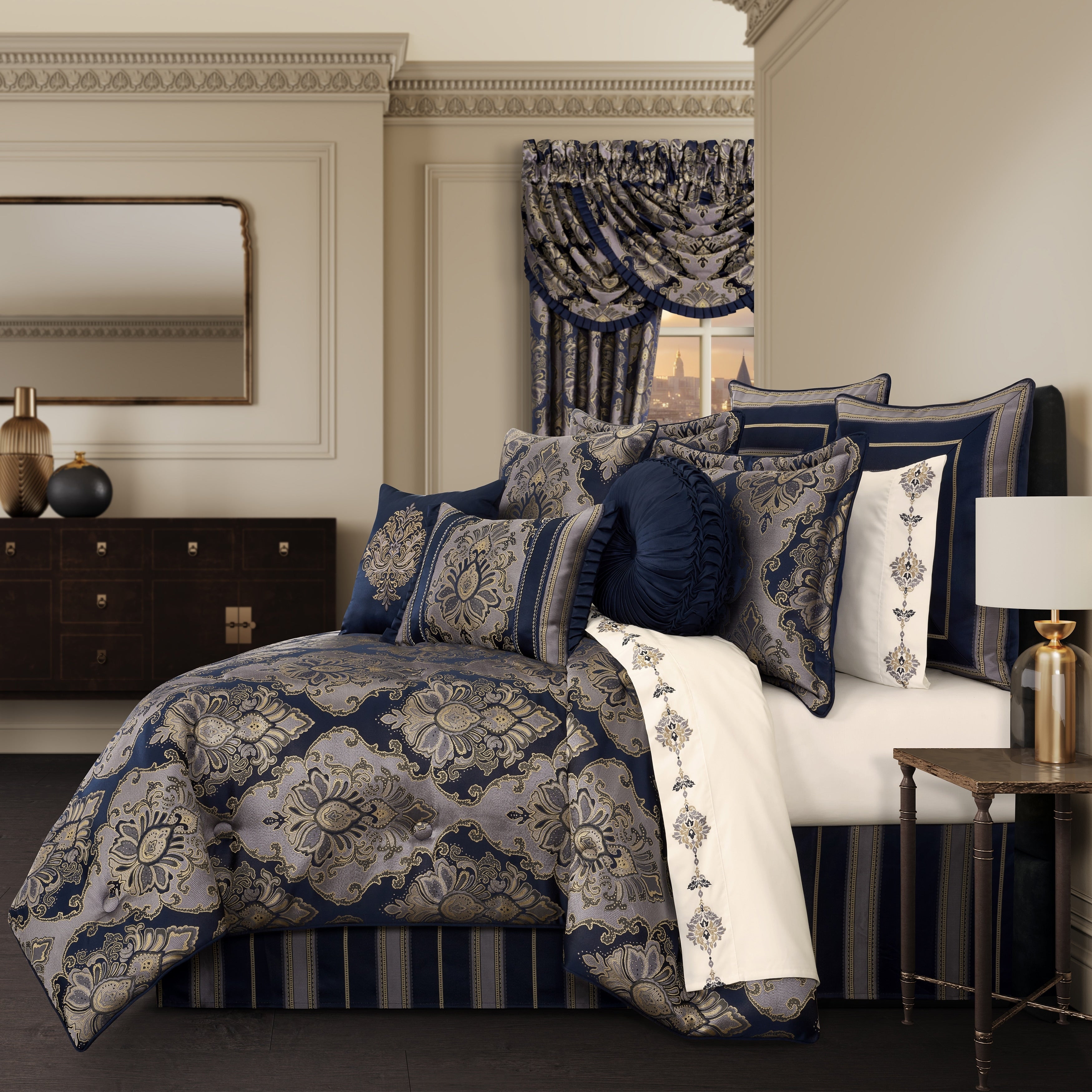 Bradley Comforter Set