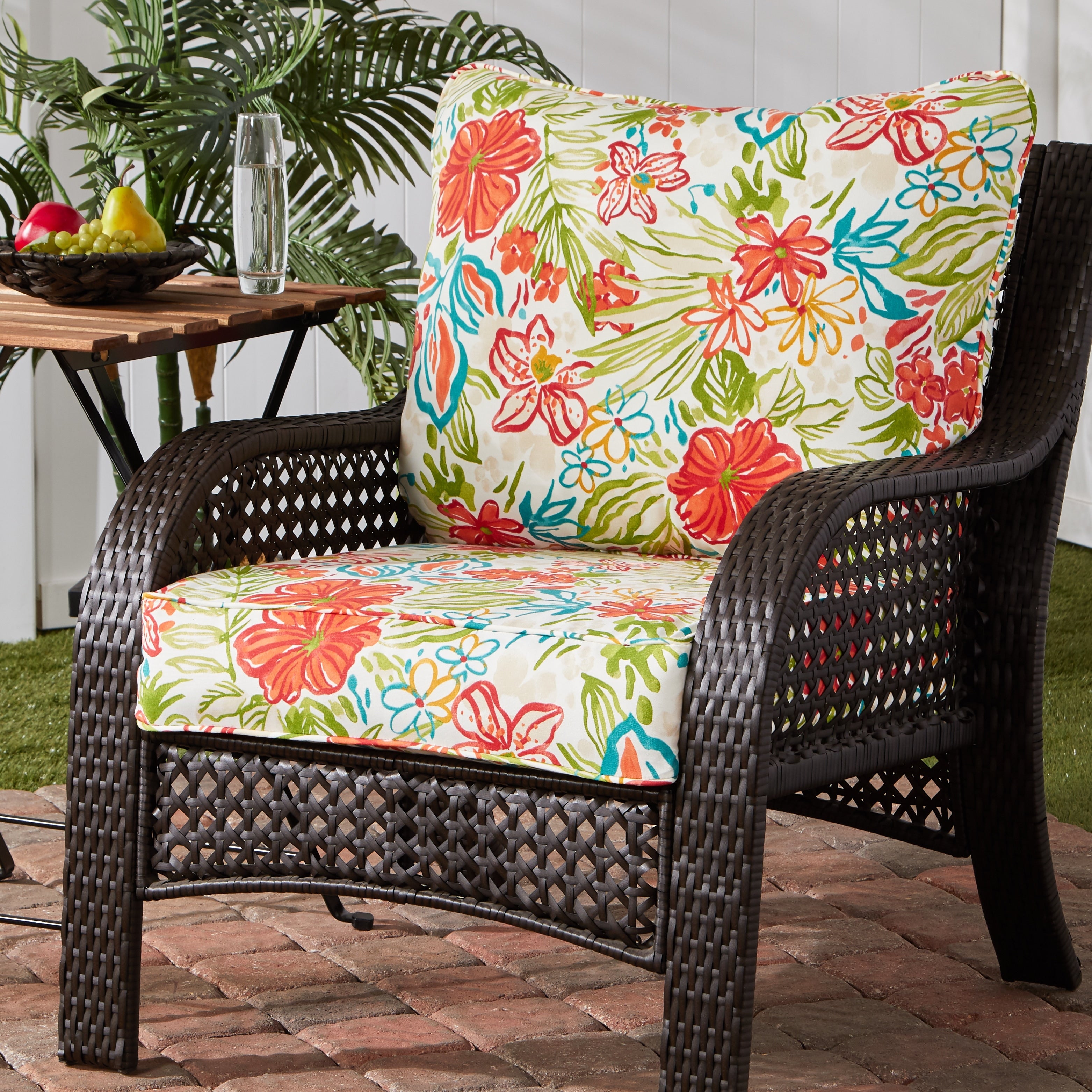 Breeze Floral Outdoor 25 Inch X 47 Inch Deep Seat Cushion Set