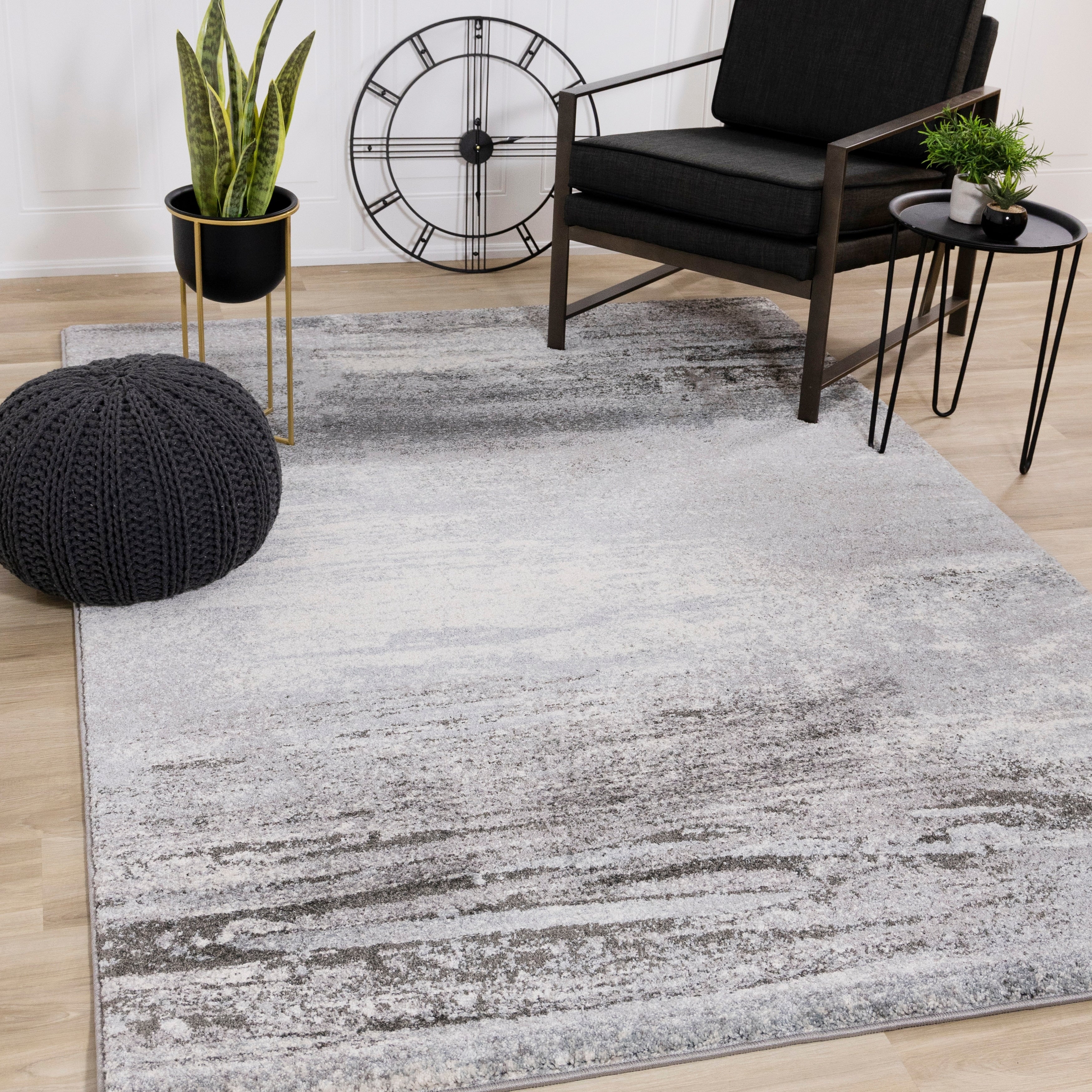Brush Blue White Polypropylene Blend Rug 67 X 96 67 X 96
