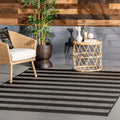 Nuloom Black Indoor Outdoor Casual Chevron Stripes Area Rug 63 X 92