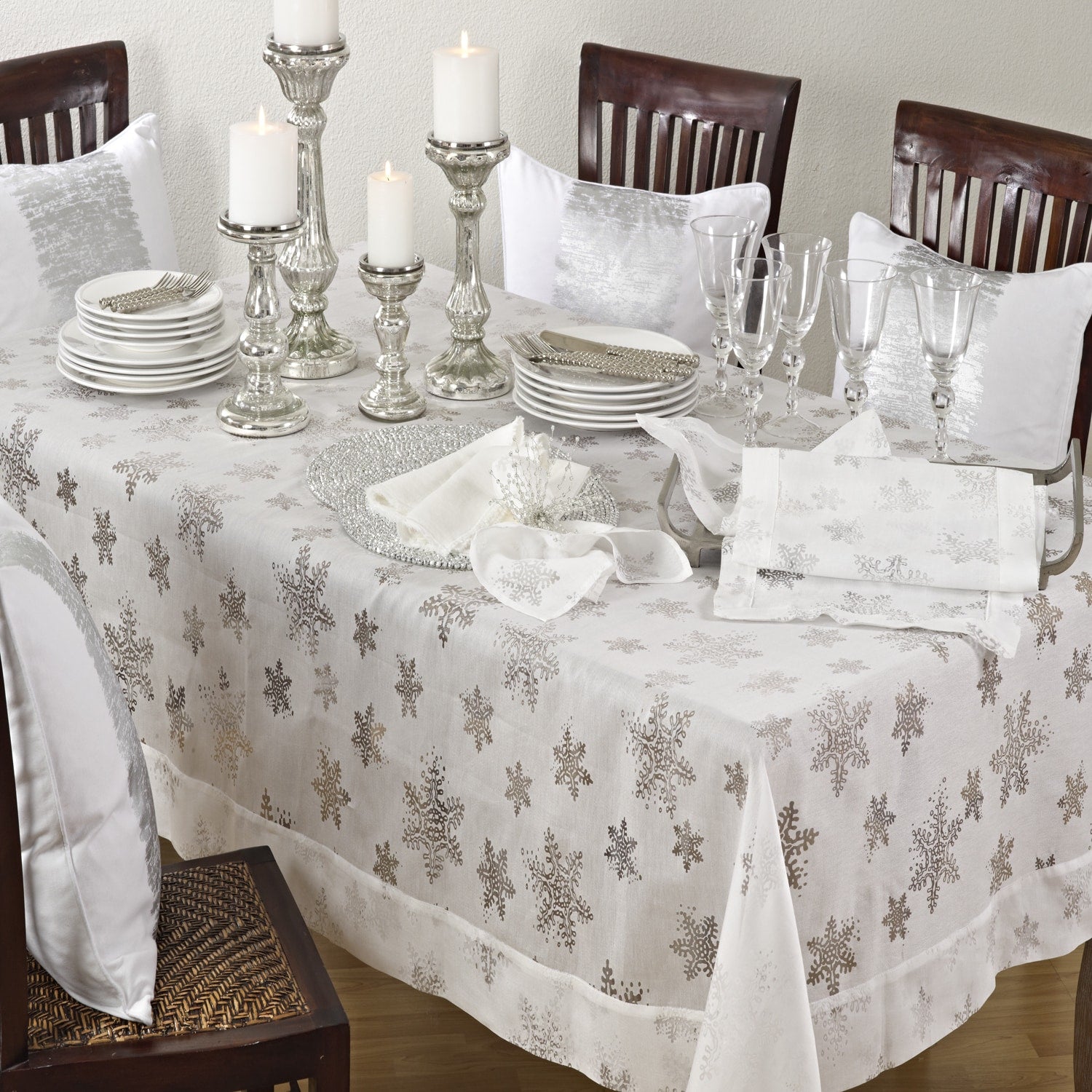 Burnout Snowflake Design Runner