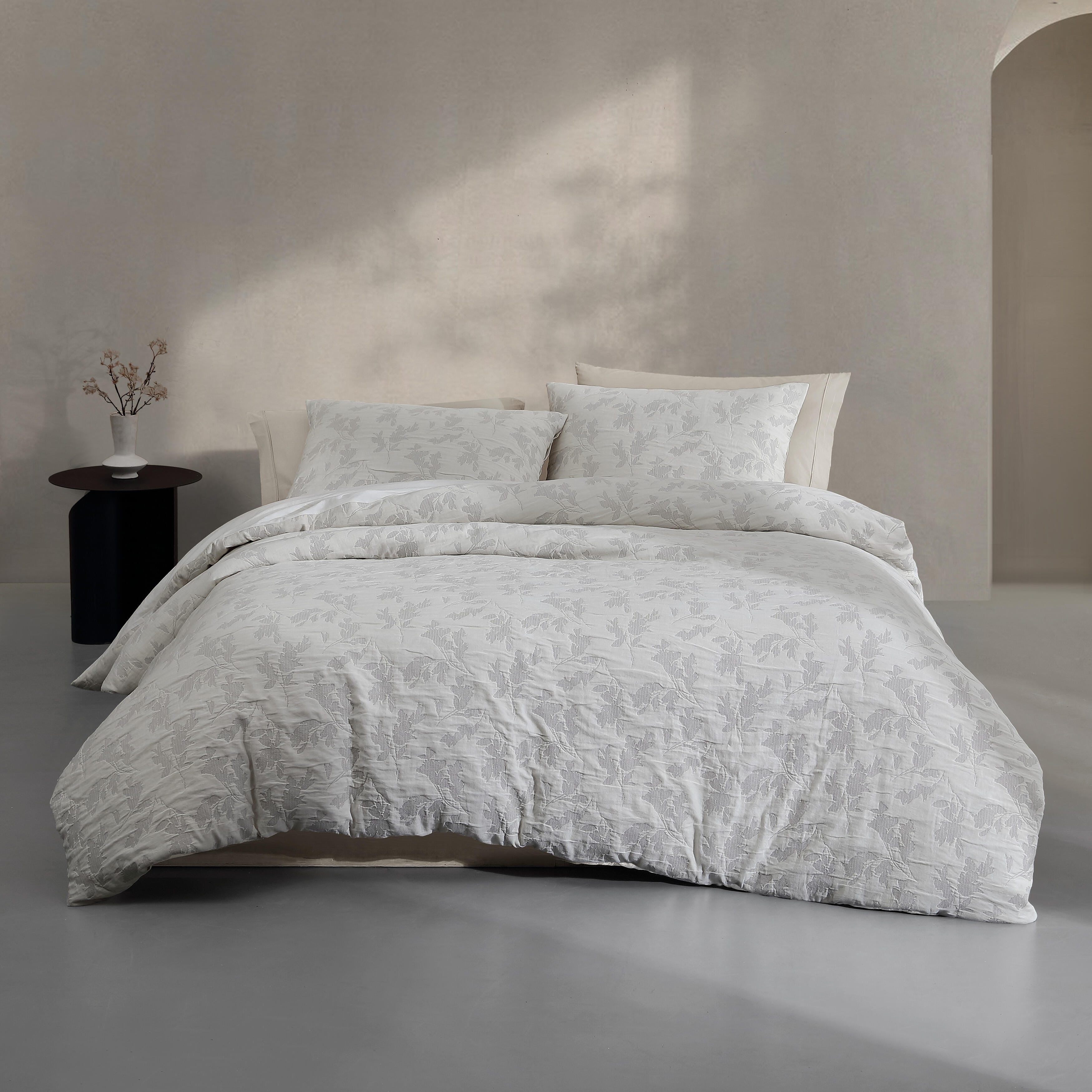 Calvin Klein Cascade Floral Leaf Jacquard Cotton All Season Comforter Set Grey 3 Piece