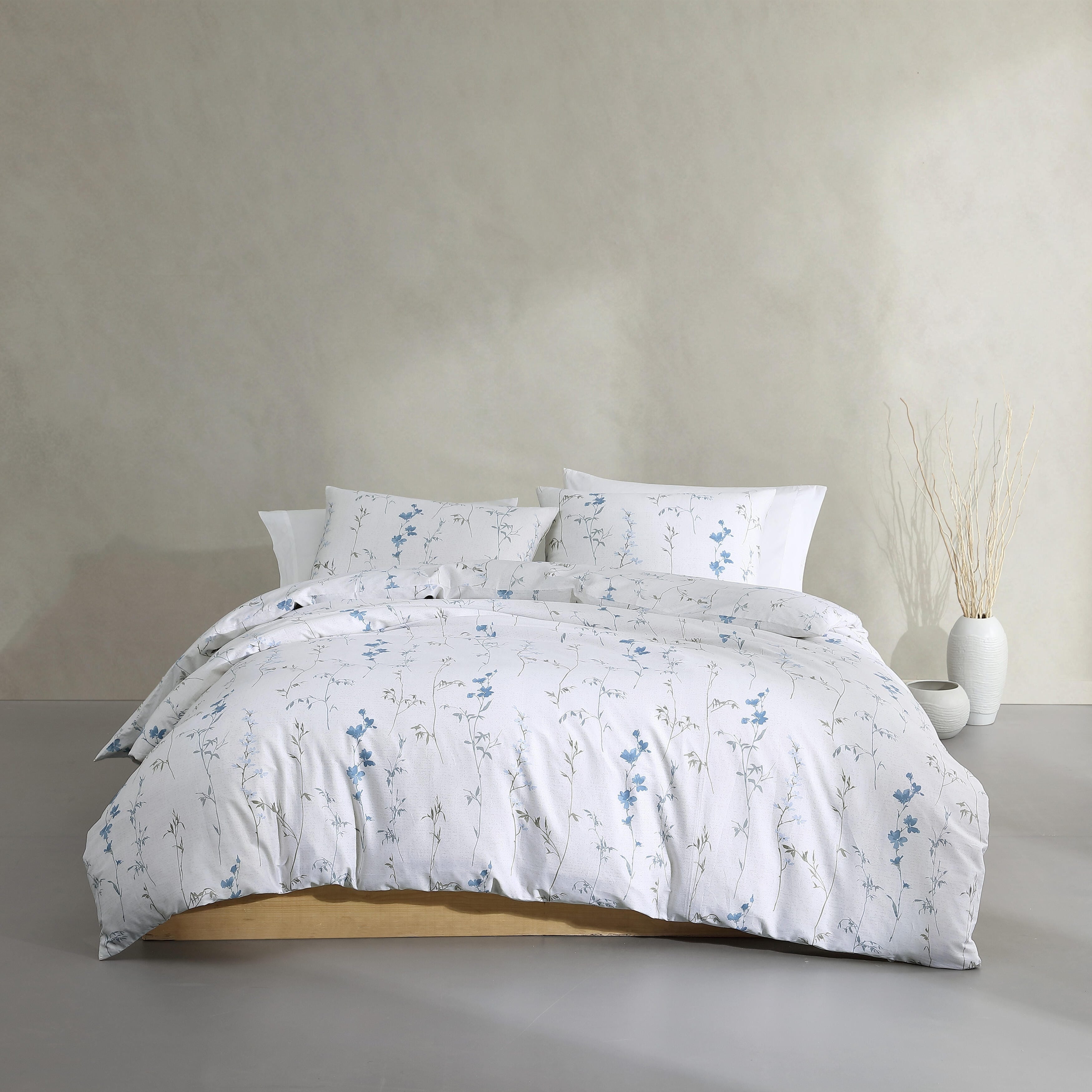 Calvin Klein Wildflower Beige Reversible Cotton Comforter Set