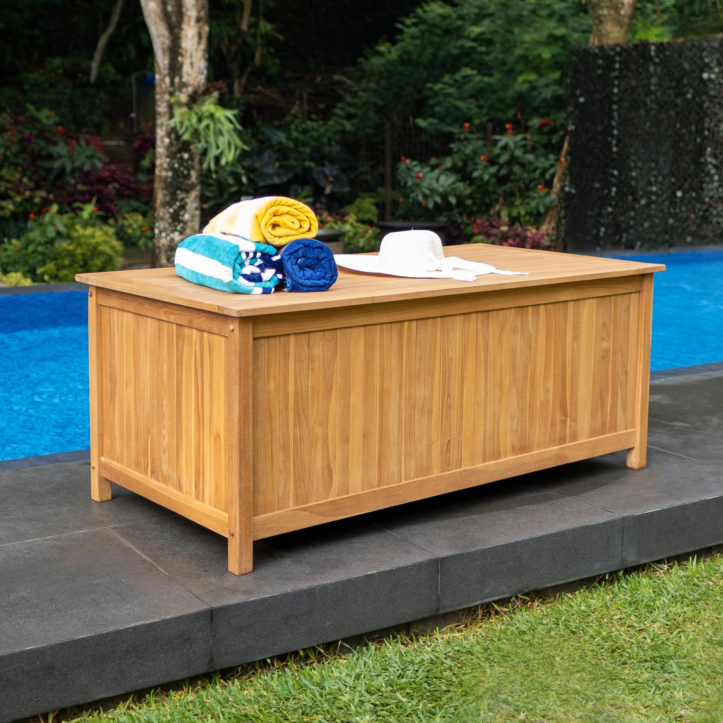 Kokomo 120 Gallon Teak Storage Box
