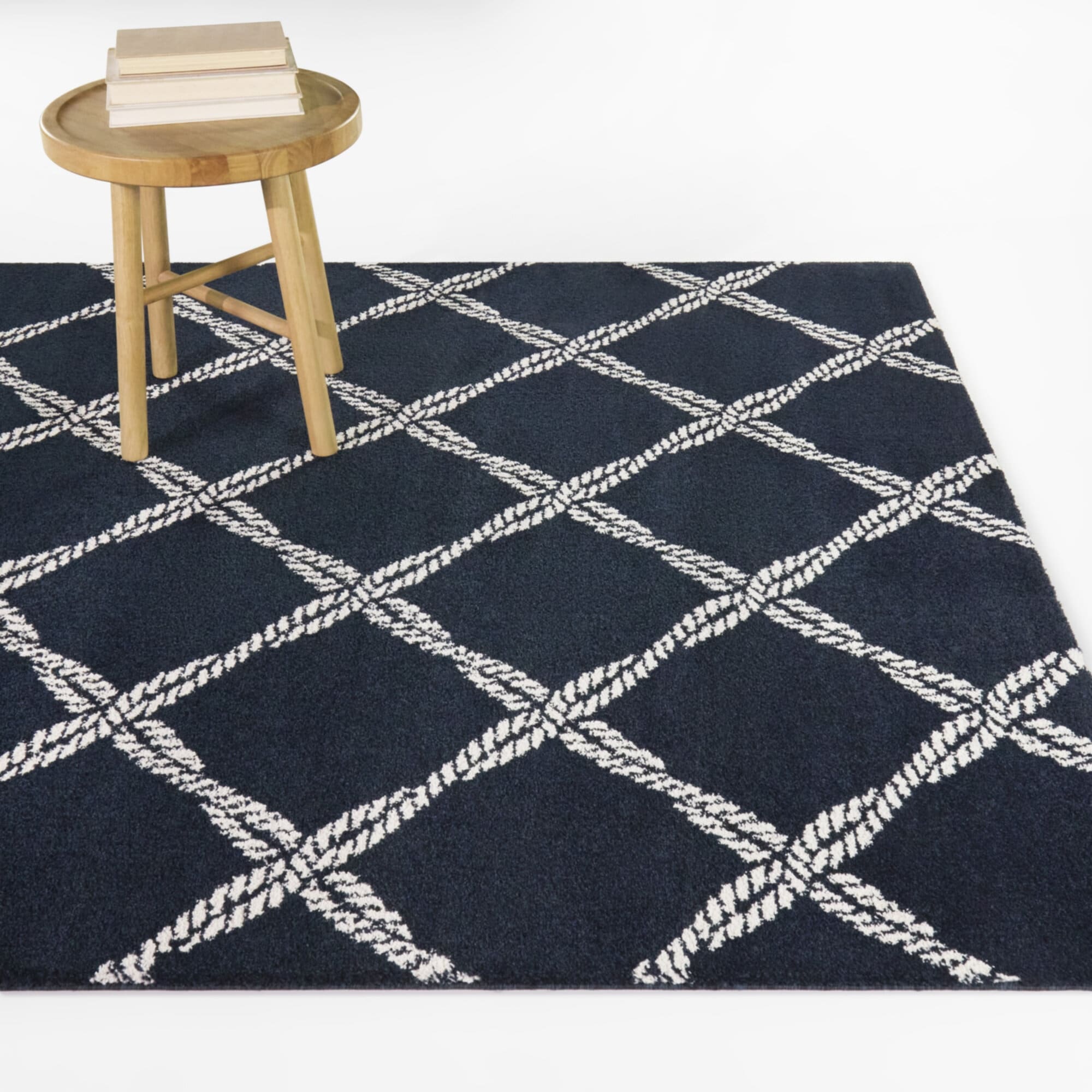 Capri Nautical Knot Compass Area Rug 53 X 7