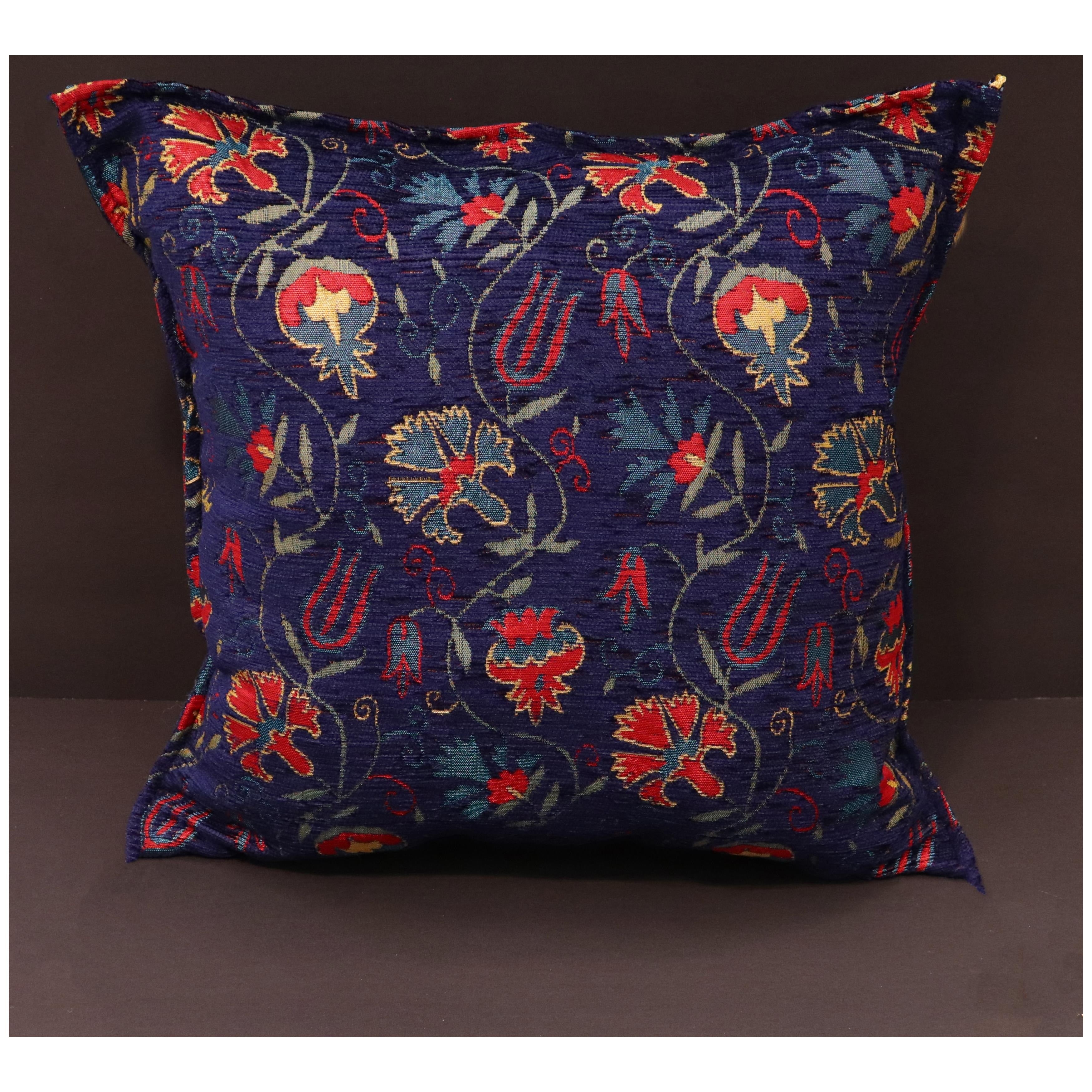 Carnation Fern Chenille Turkish Decorative Pillow