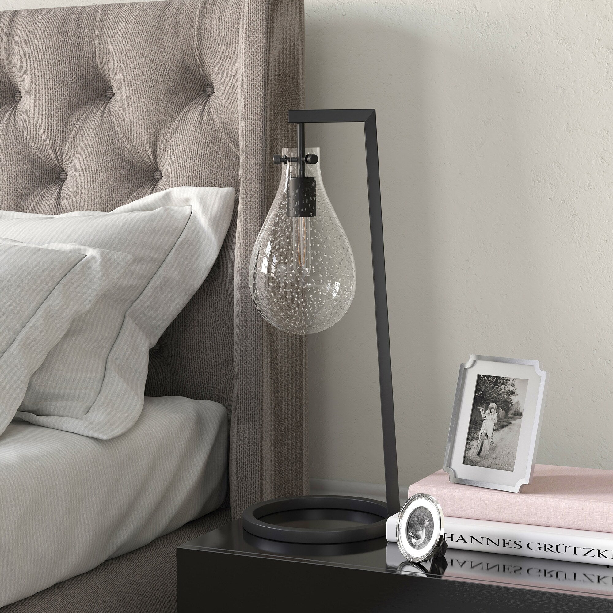 Carson Carrington Salabacke Seeded Glass Table Lamp
