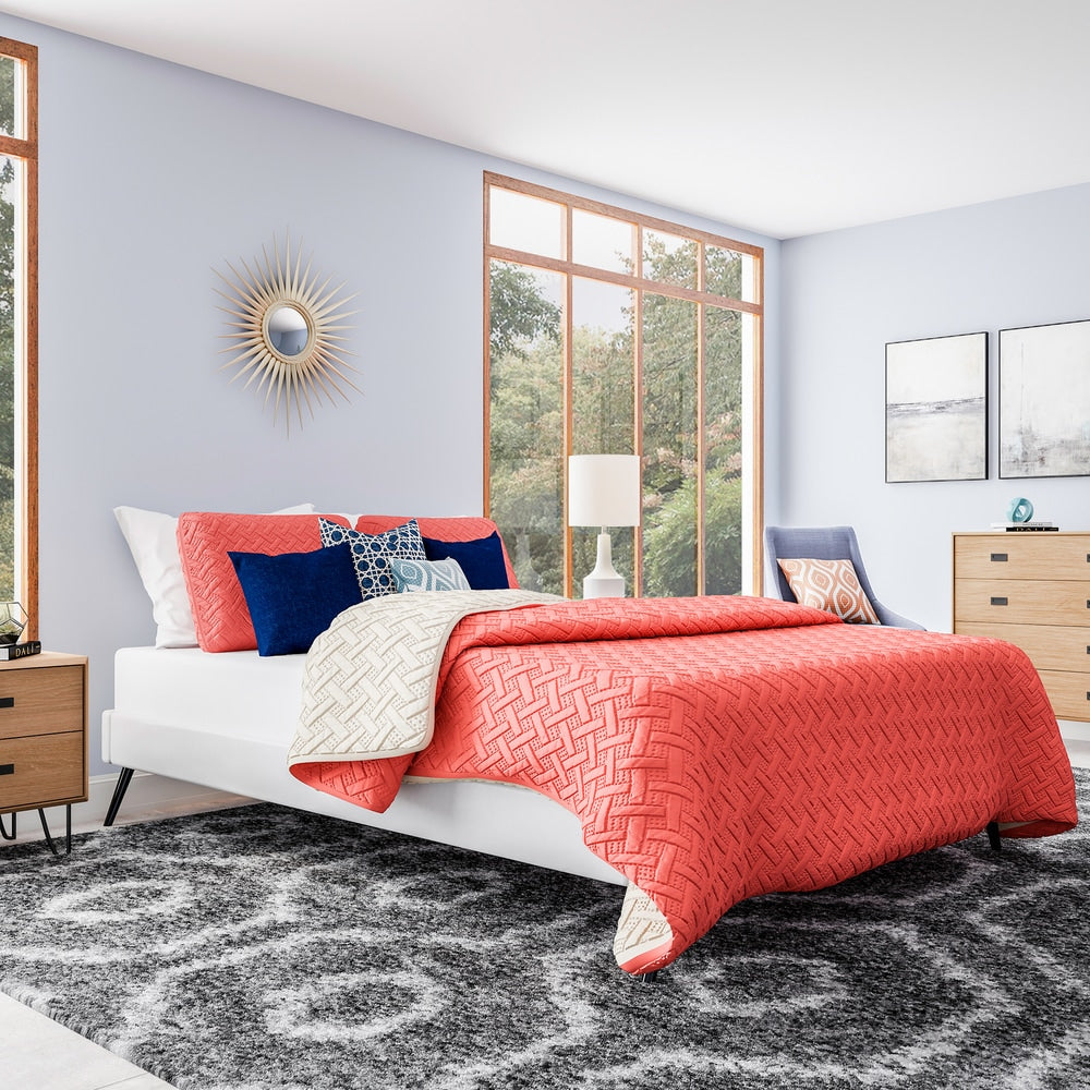 Carson Carrington Storfors White Wood Platform Bed With Round Splayed Legs
