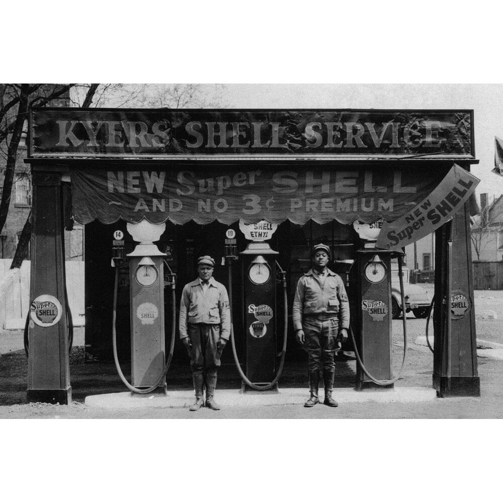 Cedar Avenue Kyers Shell Service Station Black And White Gallery Wrapped Canvas