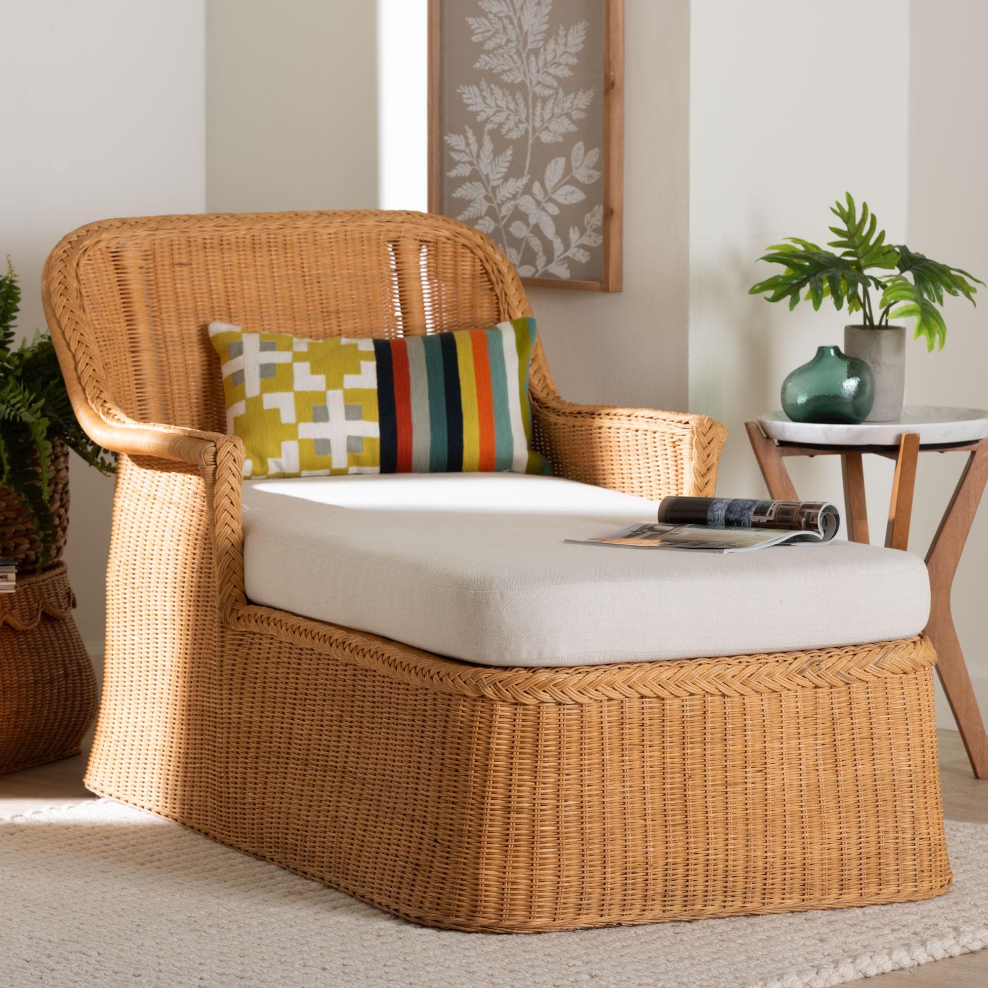 Cesar Natural Rattan Chaise Lounge Chair With Cushion Handwoven Wicker Accent Lounger With Rounded Backrest And Arms