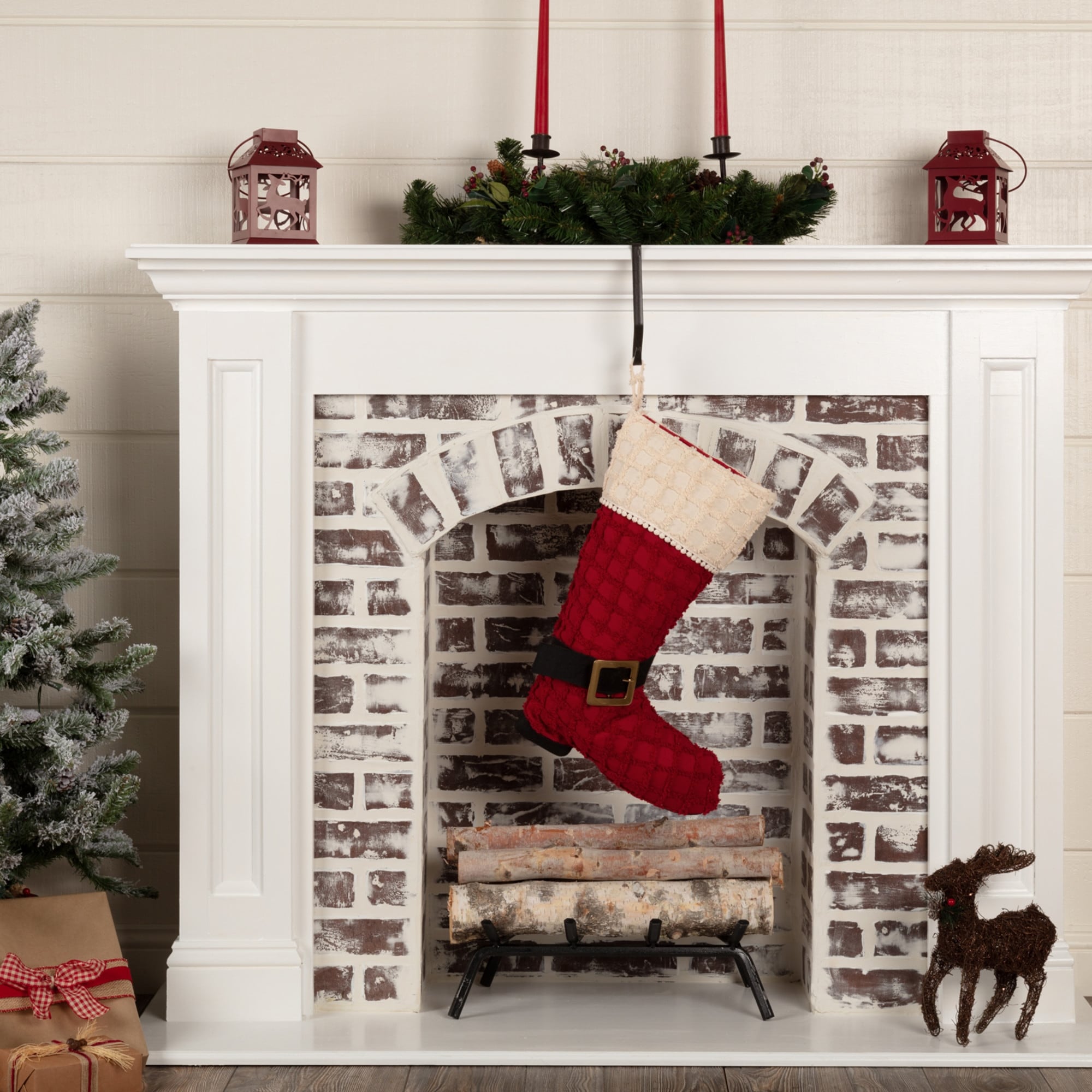 Red Farmhouse Holiday Decor Vhc Chenille Christmas Boot Shape Stocking Fabric Loop Cotton Solid Color Pom Pom Lace 20X12