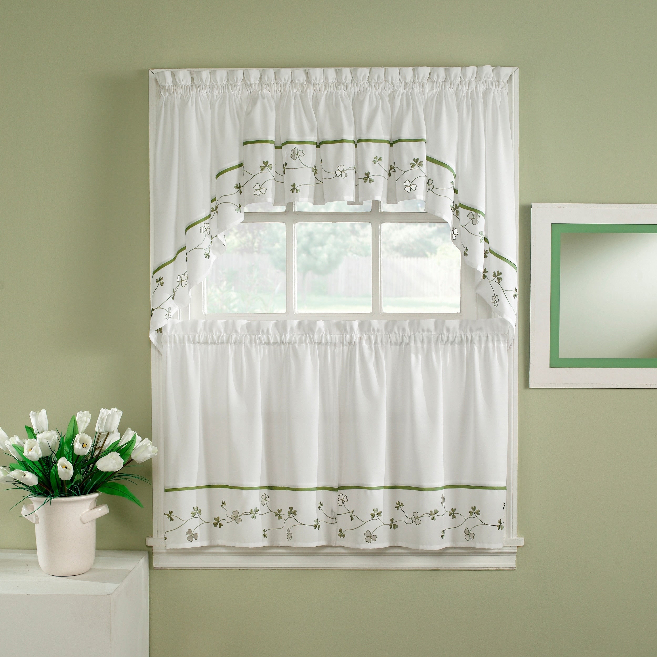 Clover Green White 5 Piece Curtain Tier And Swag Set