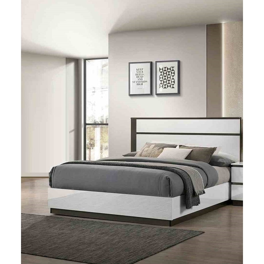 Contemporary 1Pc White Finish Solid Wood High Gloss Platform Bed