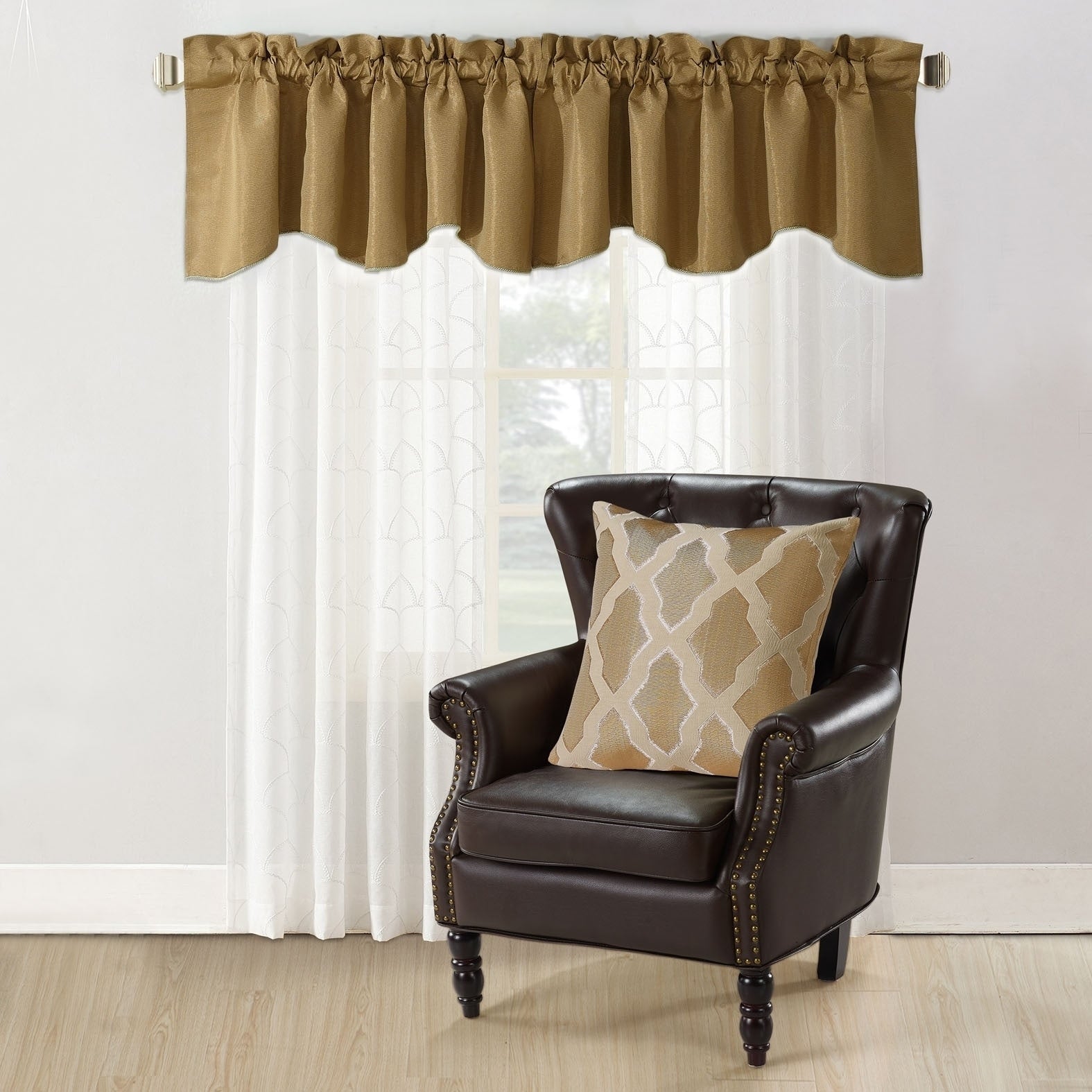 Copper Grove Hoorn Jacquard Valance And Pillow Sham 2 Piece Set With Safi Pattern