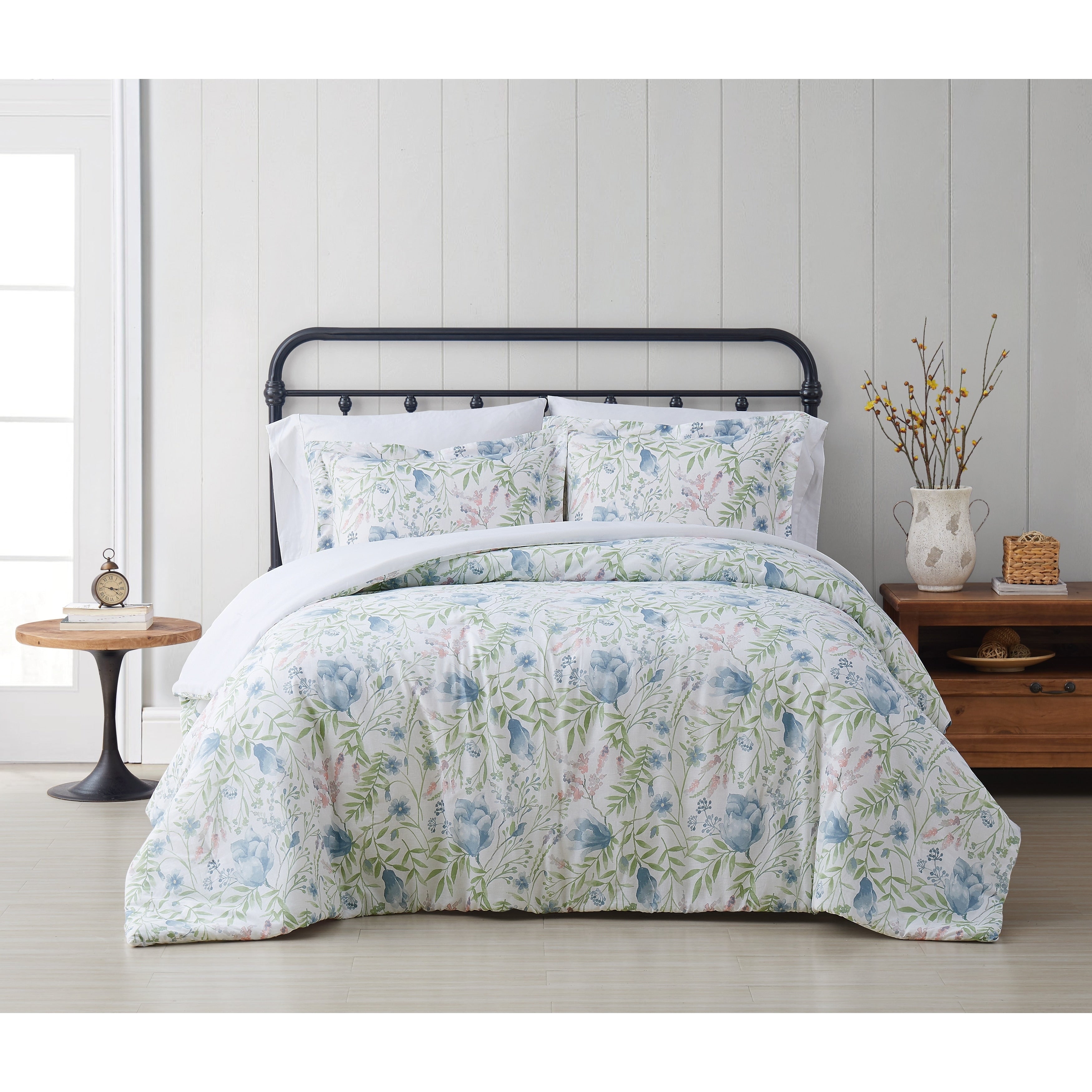 Cottage Classics Field Floral Comforter Set