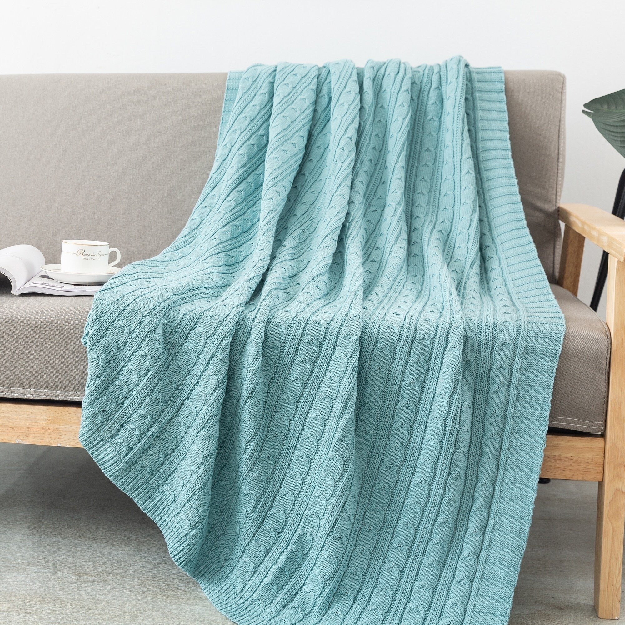 Cotton Cable Knit Throw