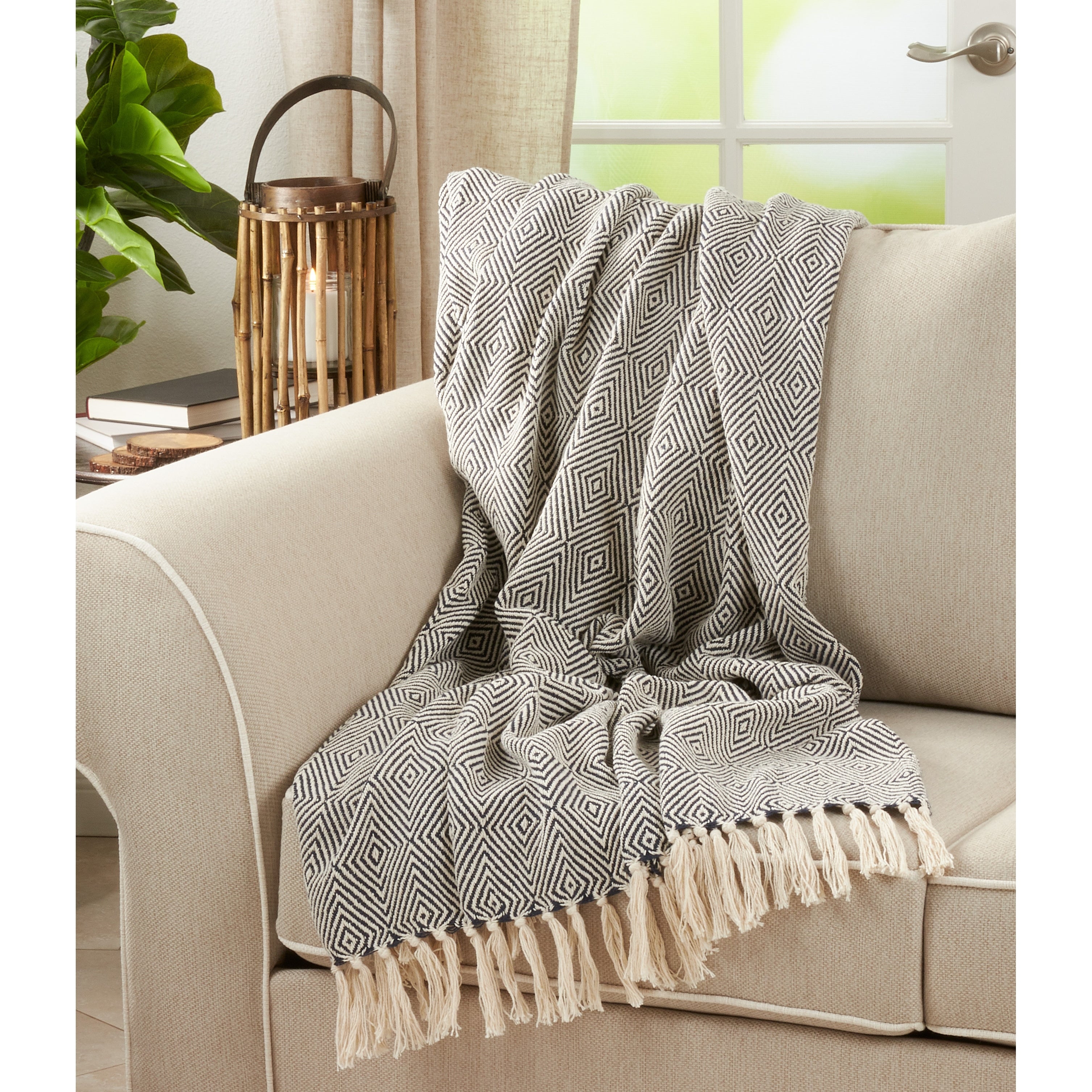 Cotton Throw Blanket With Diamond Weave Design
