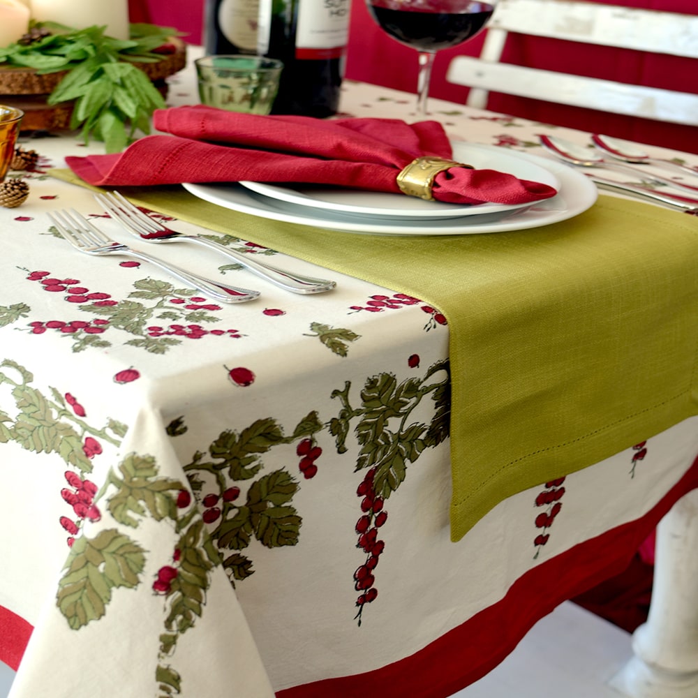 Gooseberry 90 Inch Round Cotton Tablecloth
