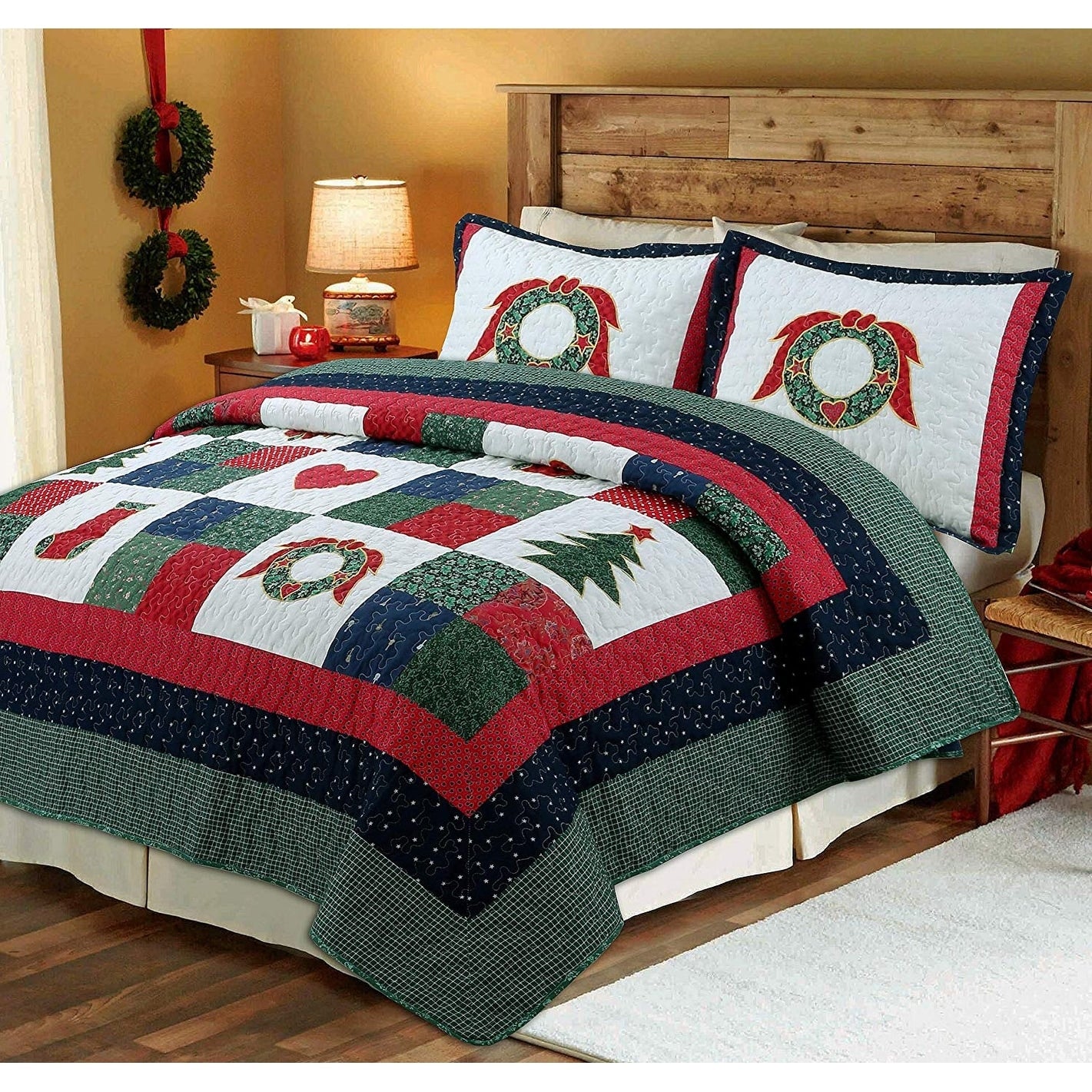 Cozy Line Happy Christmas Cotton Reversible Quilt Set
