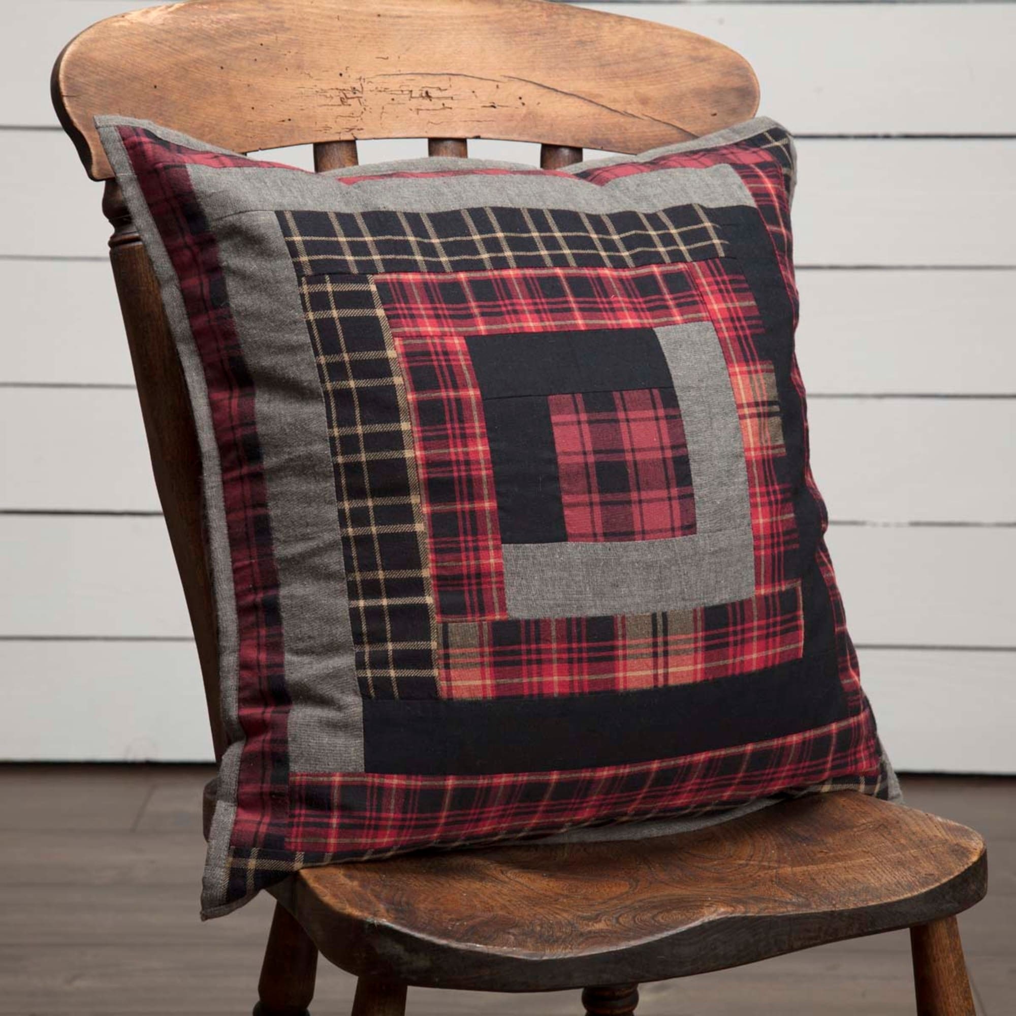 Cumberland 18 X 18 Patchwork Pillow