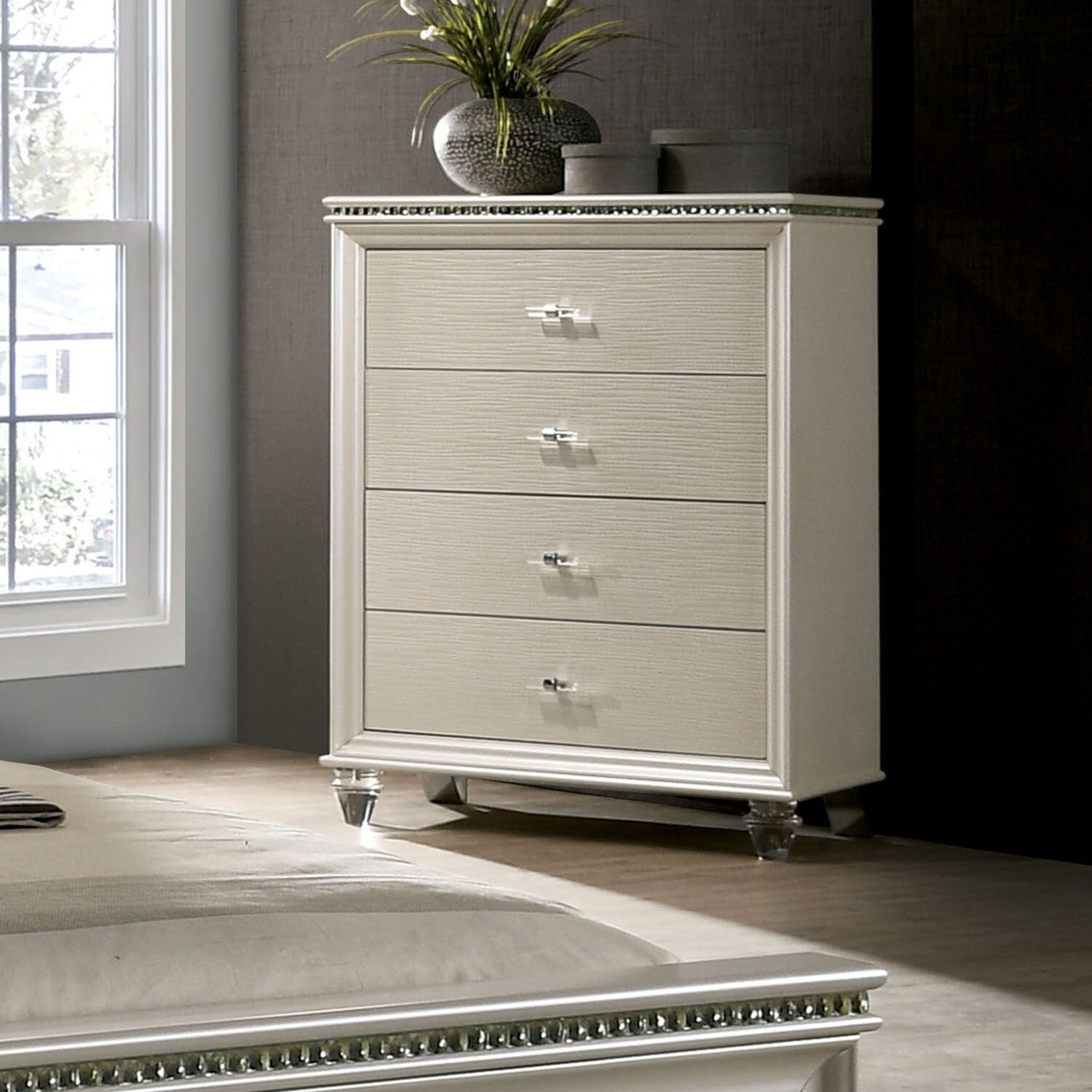 Dantasa Transitional Pearl White 4 Drawer Chest By Foa