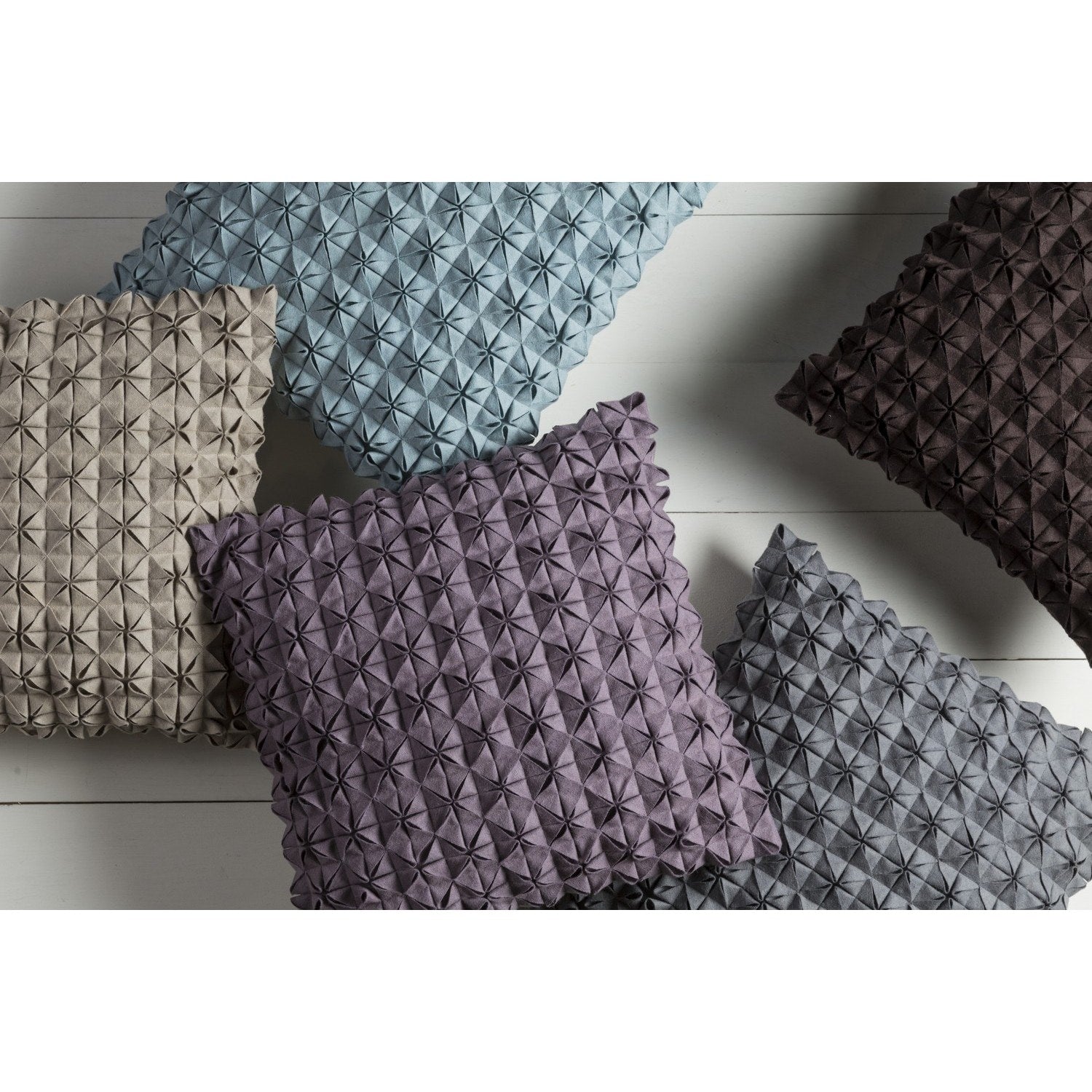 Decorative Real 18 Inch Poly Or Feather Down Filled Throw Pillow