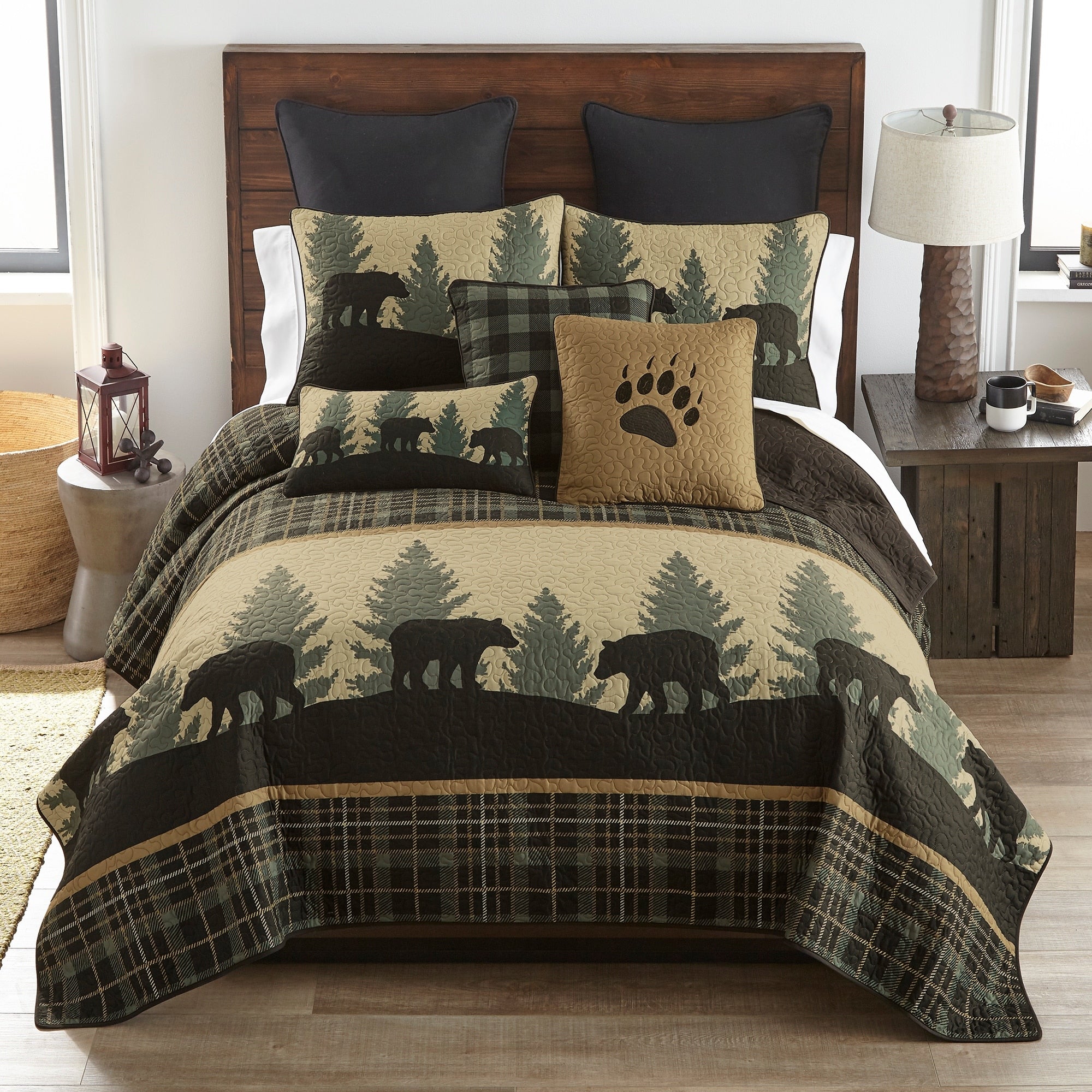 Donna Sharp Bear Walk Plaid Quilt