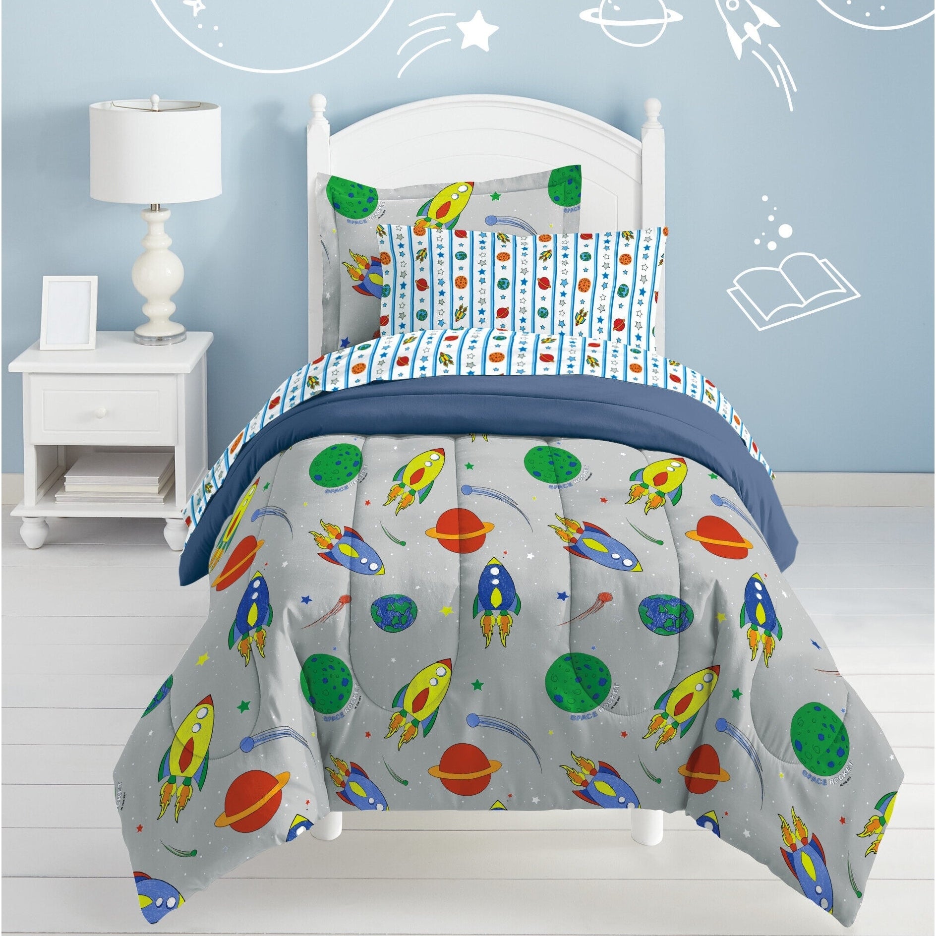 Dream Factory Space Rocket Twin 5 Piece Bed In A Bag With Sheet Set