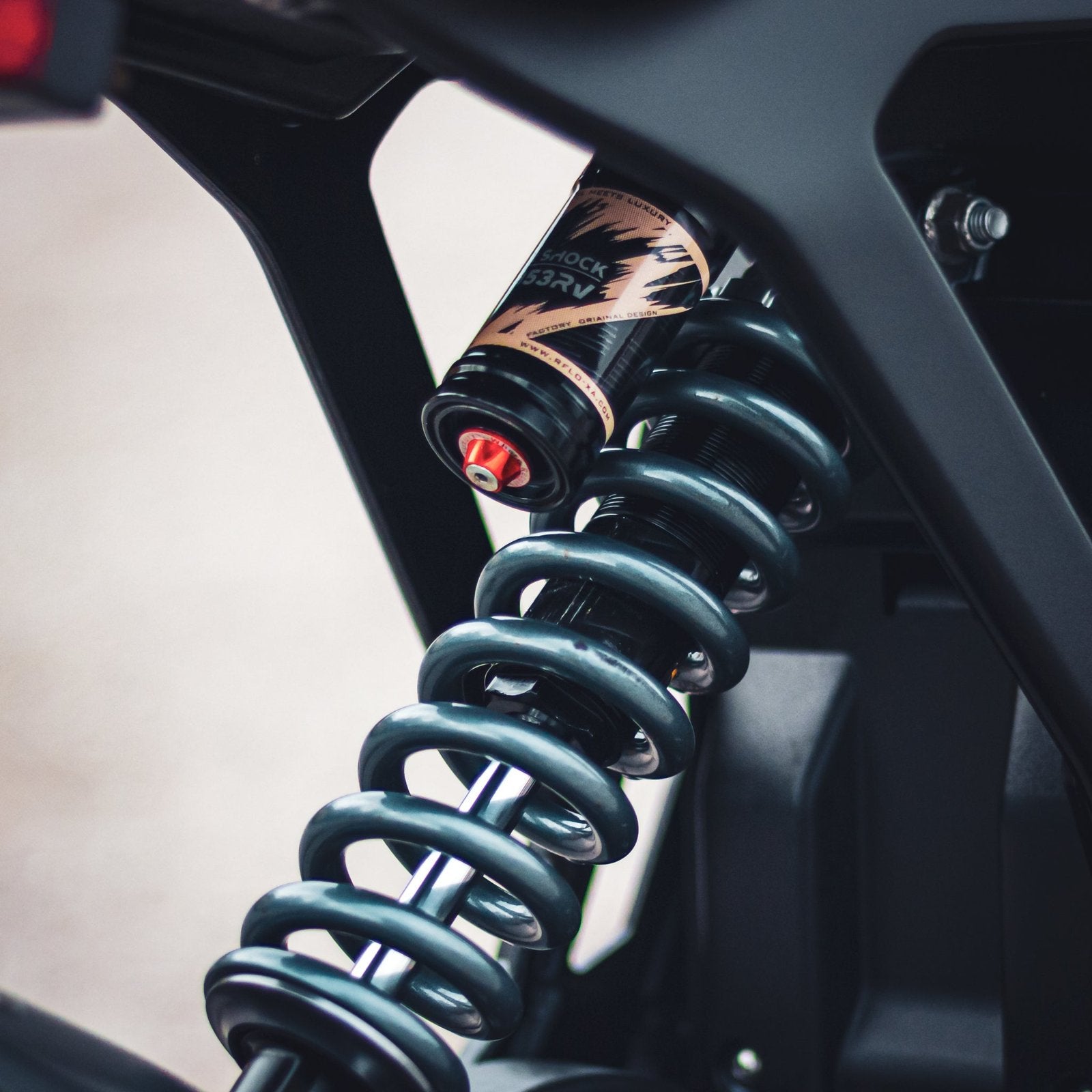 RFLOXA SUSPENSION – RAB53RV REAR SHOCK ABSORBER For Sur Ron & Talaria