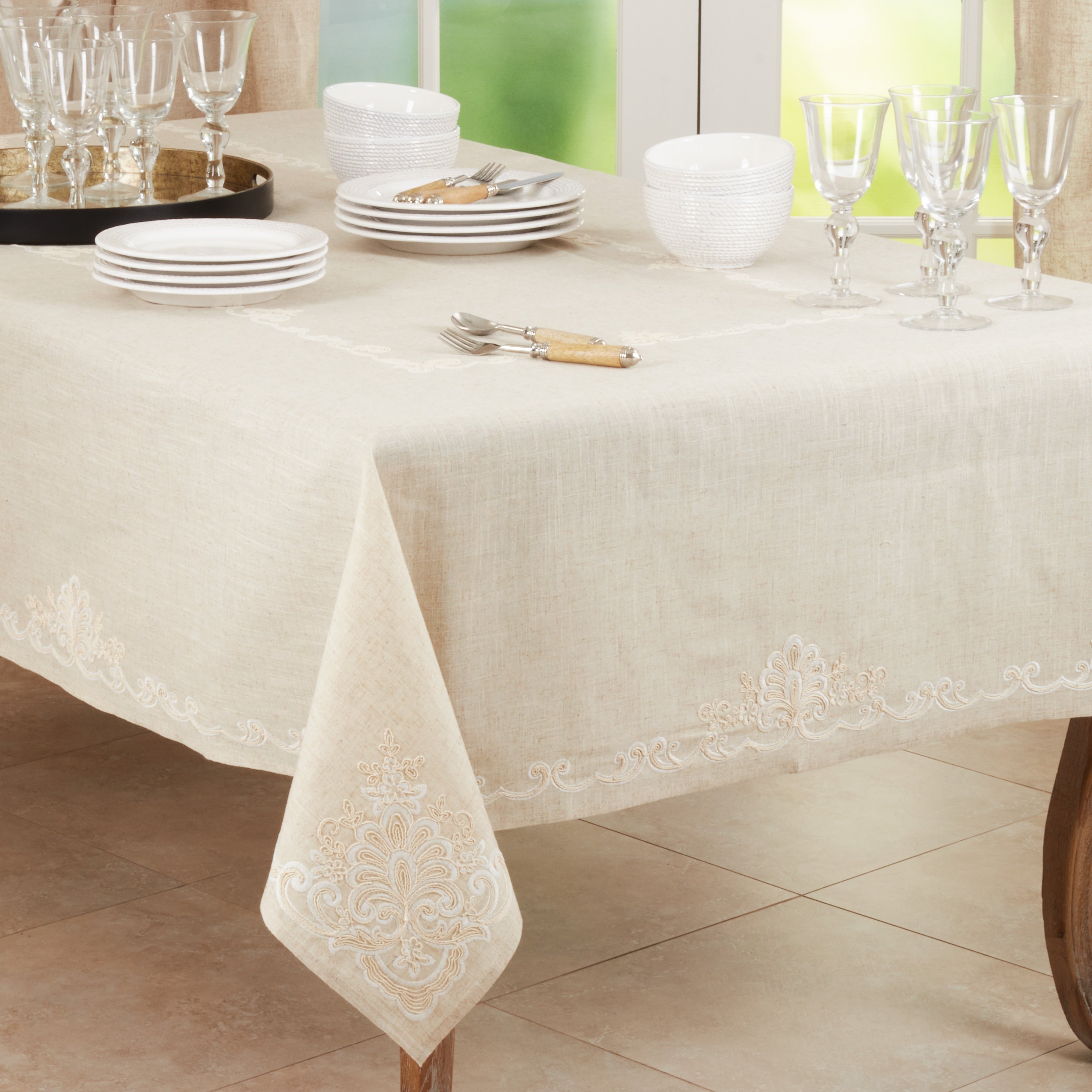 Elegant Tablecloth With Embroidered Design
