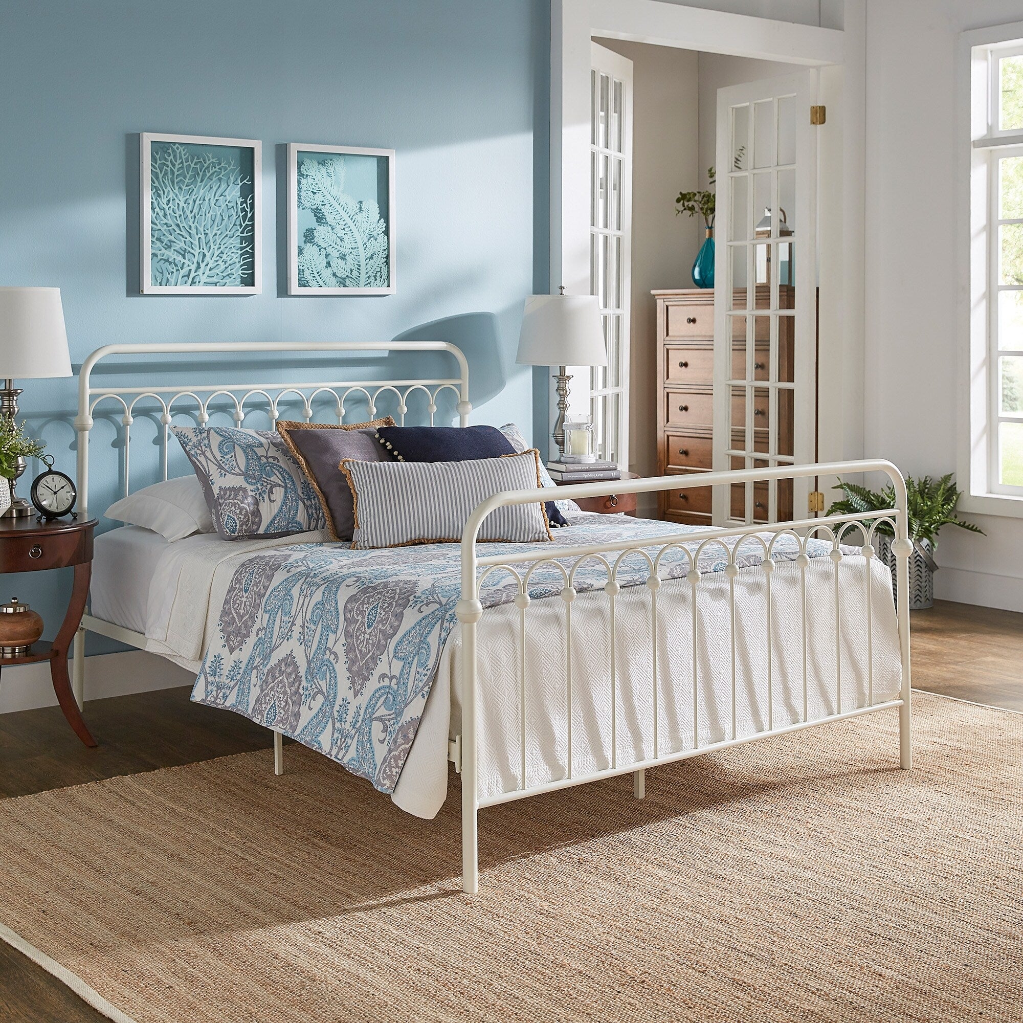 Eloise Metal Arches Platform Bed By Inspire Q Classic