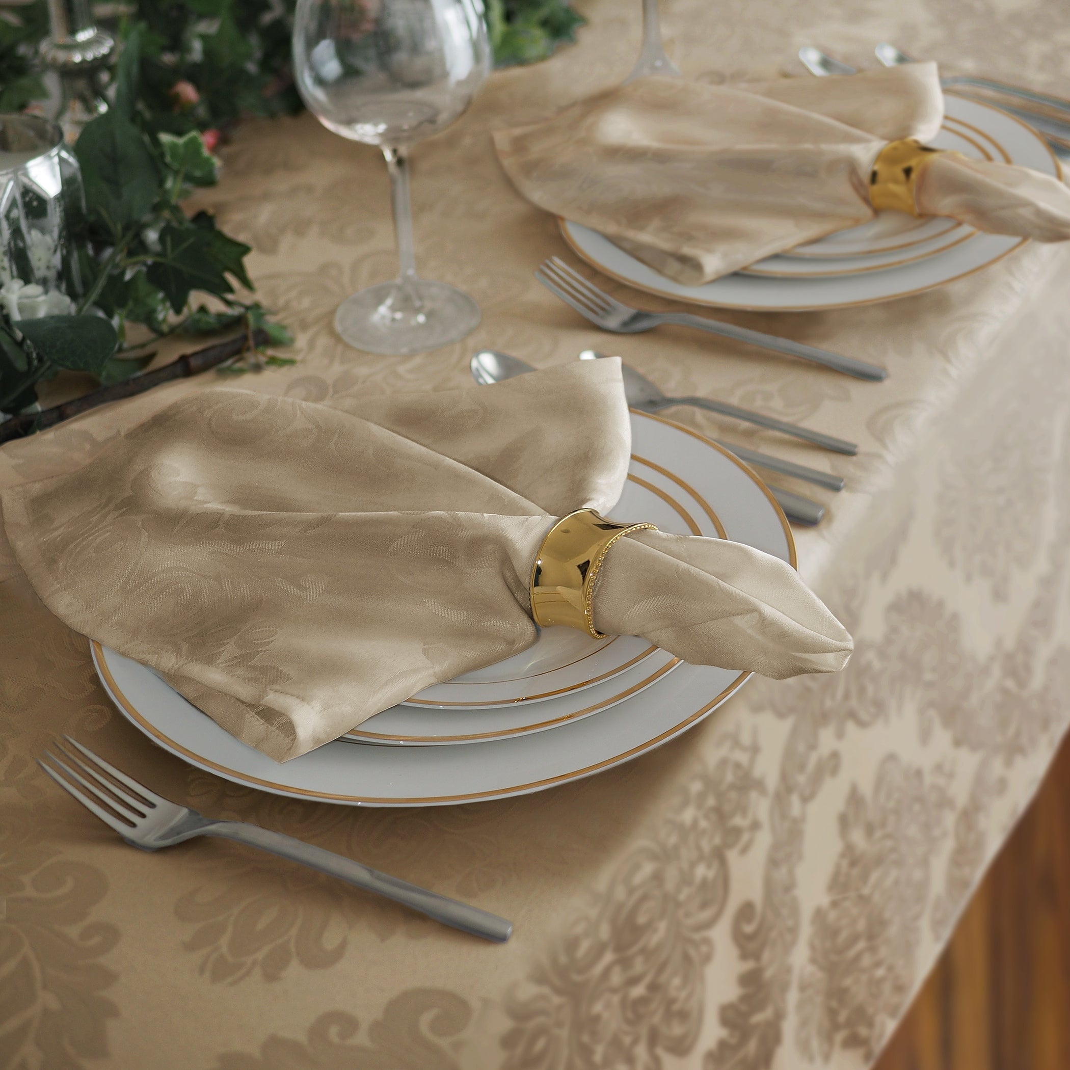 Elrene Barcelona Damask Fabric Set Of 4 Napkins