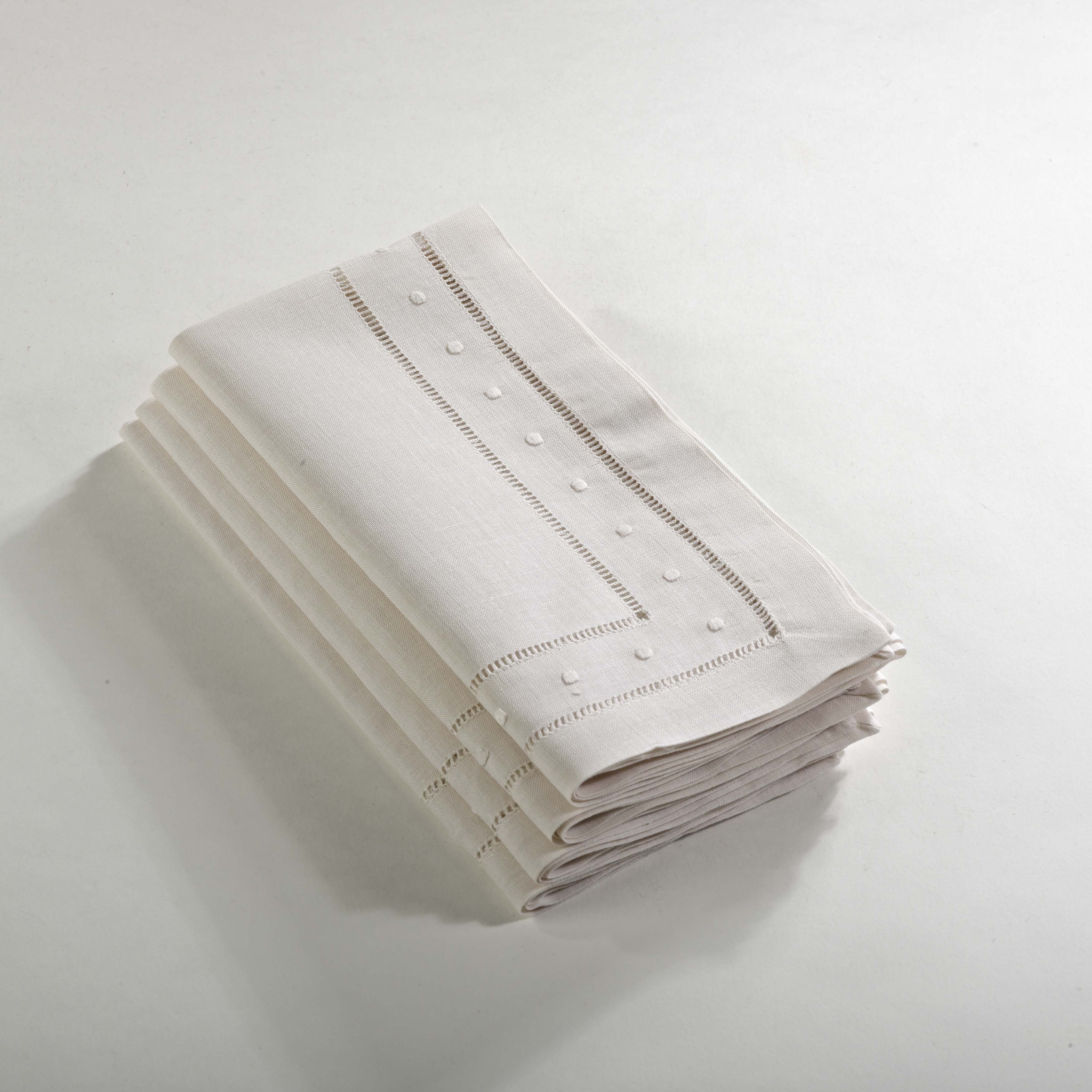 Embroidered Dot And Hemstitched Napkin Set Of 4
