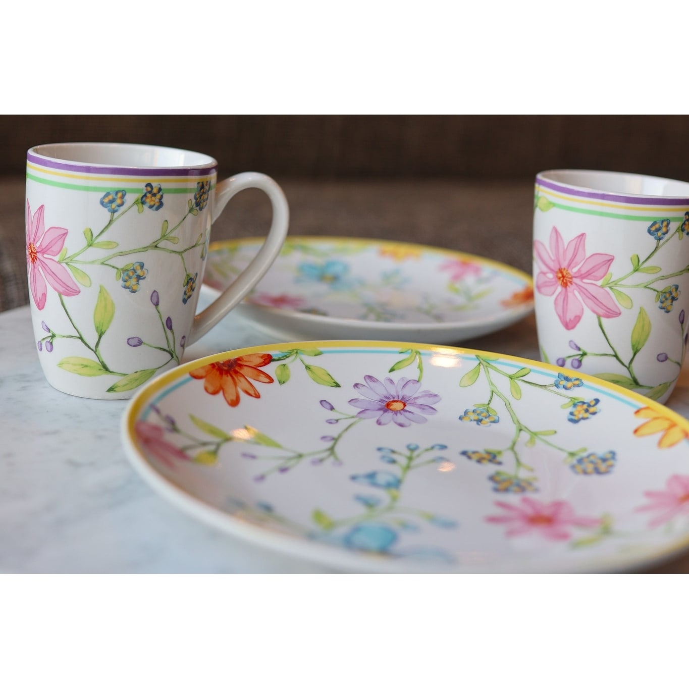 Euro Ceramica Charlotte Stoneware 16 Piece Dinnerware Set Service For 4