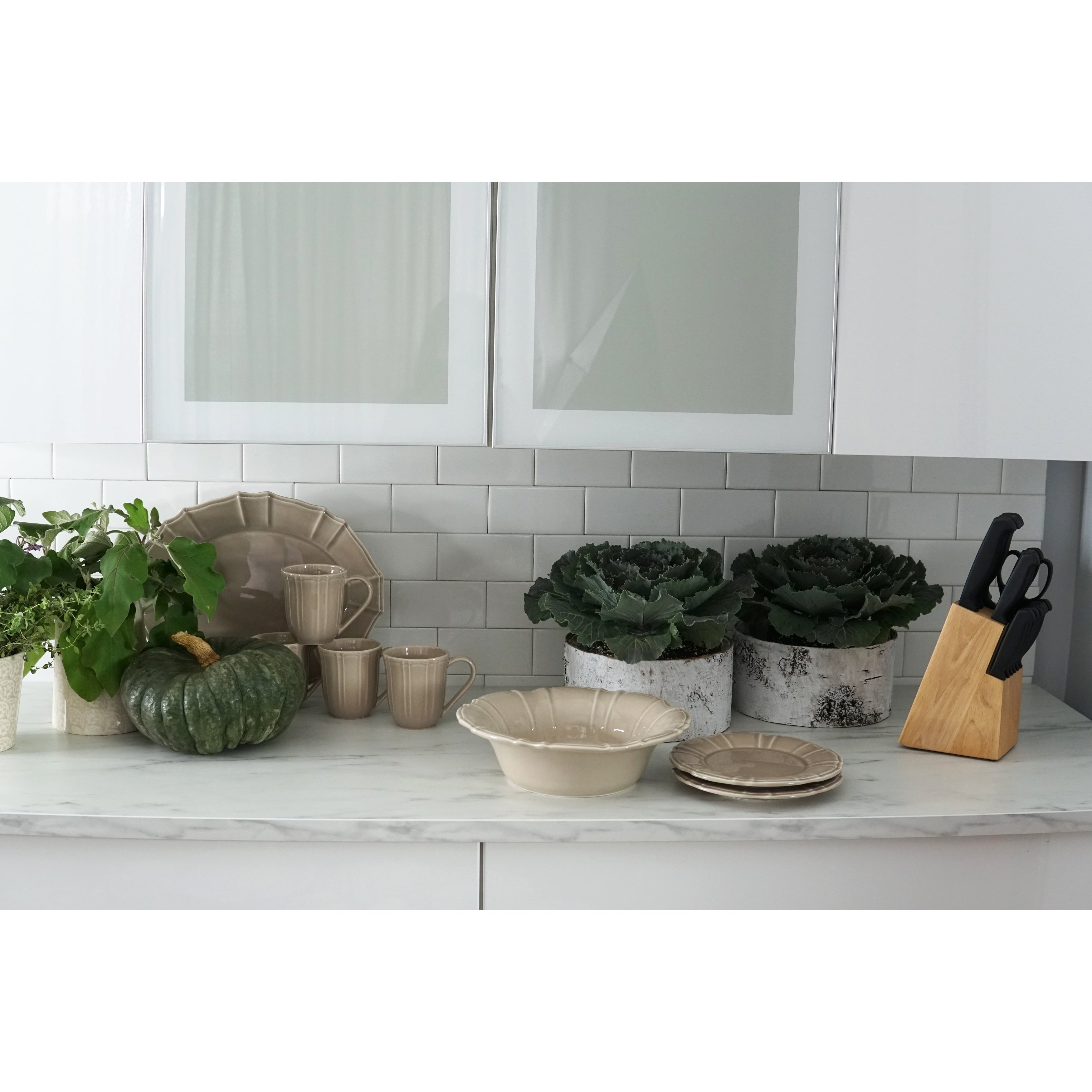 Euro Ceramica Chloe 68 Oz Serving Bowl