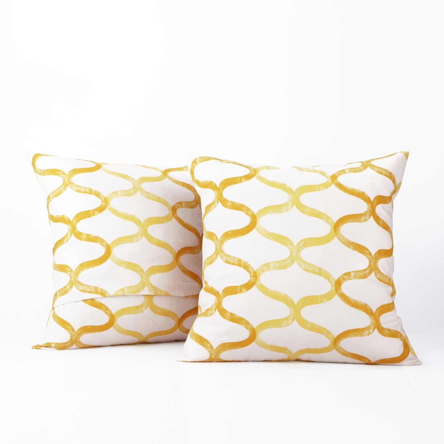 Exclusive Fabrics Illusions Printed Cotton Cushion Cover Pair