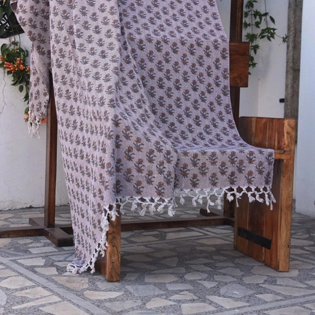 Fabdivine Coastal Tulip Handwoven Cotton Throw Blanket Double Sided Floral Block Print Decorative Throw With Fringe 90 X 54