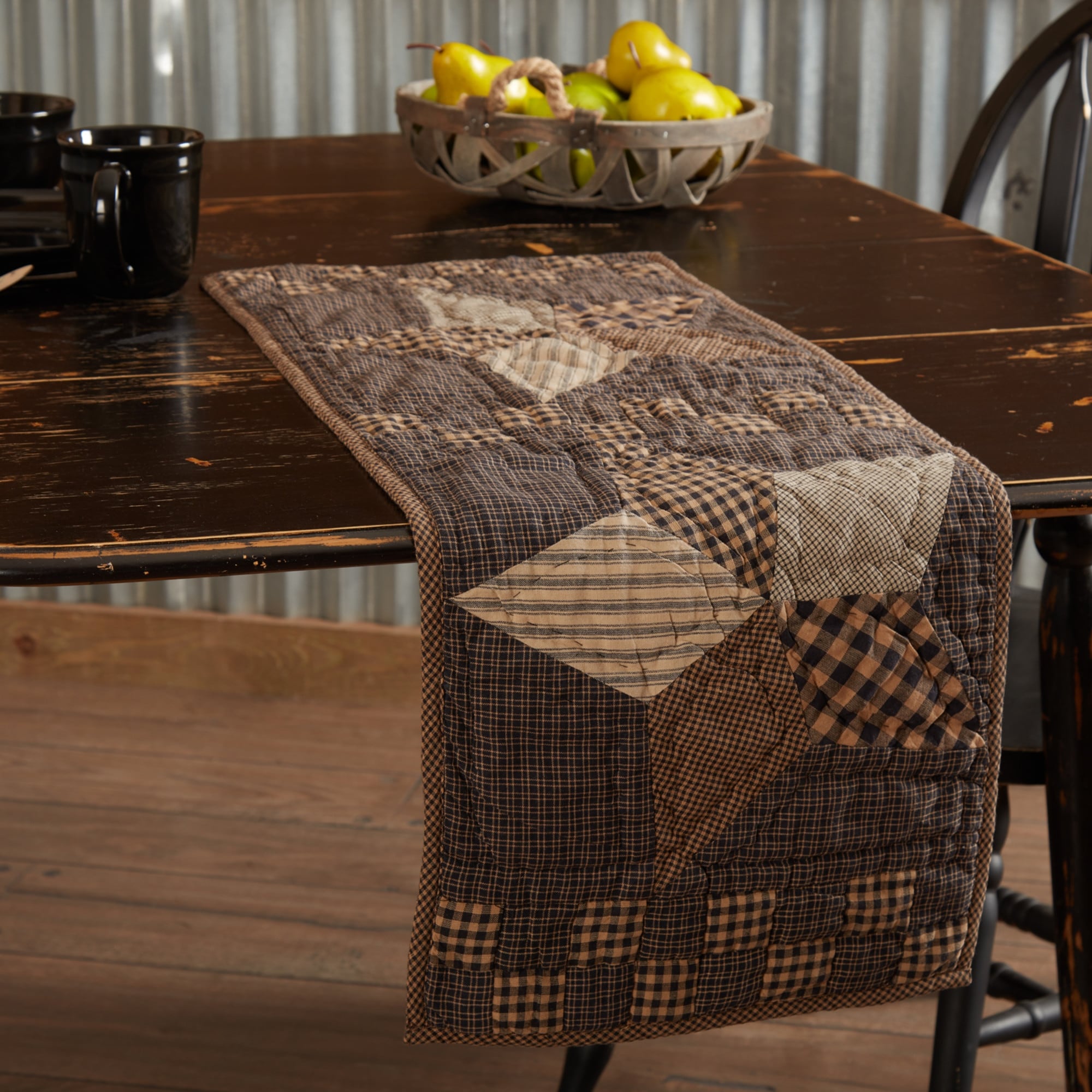 Farmhouse Star Quilted Runner