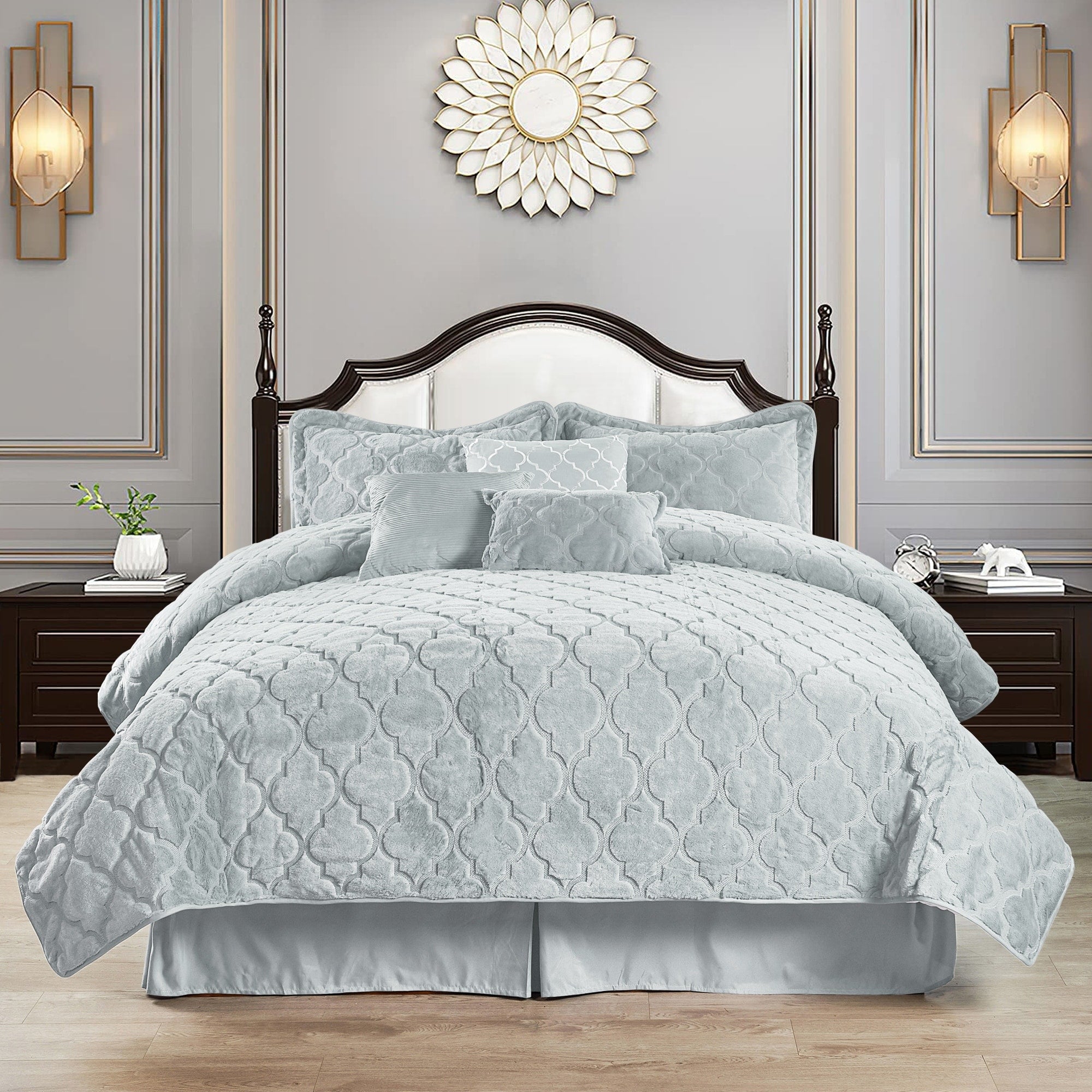 Serenta Faux Fur Moroccan Design 7 Piece Quilt Set