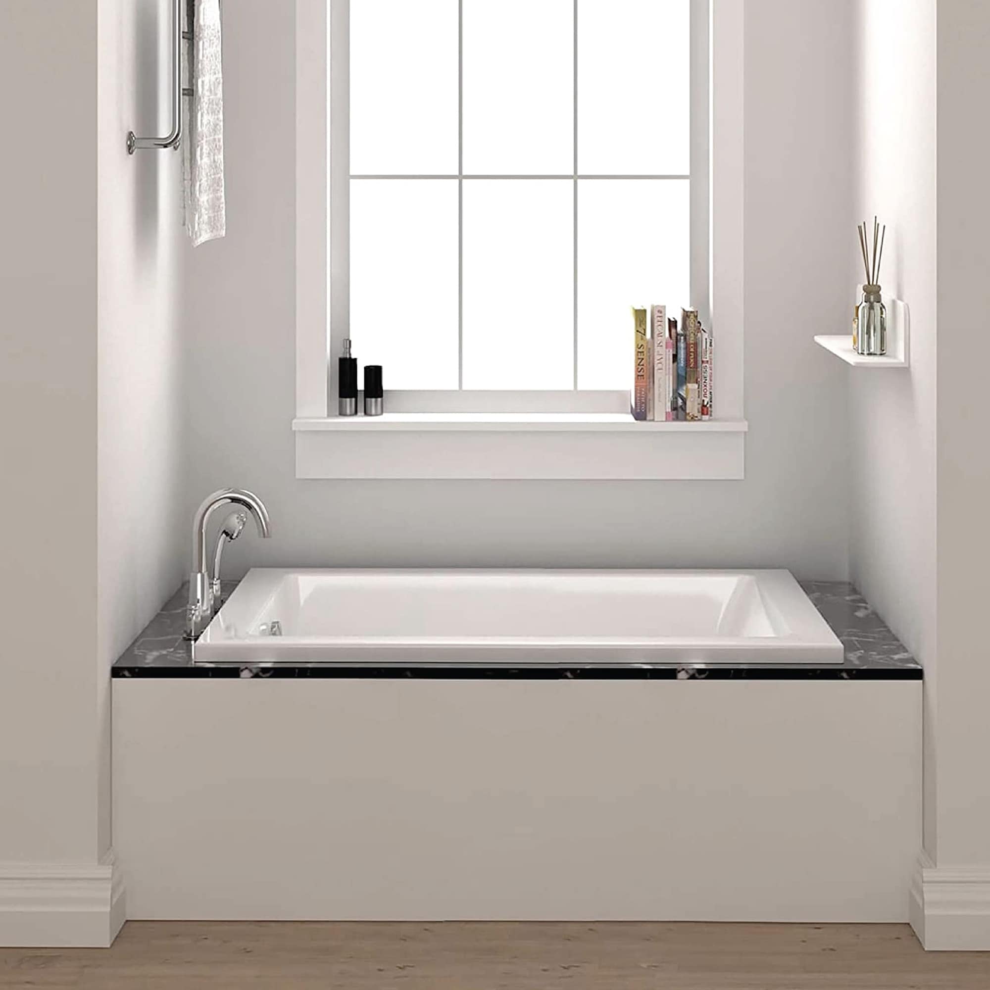 Fine Fixtures Extra Small 48 Inch Soaking Bathtub 48 X 32 X 19