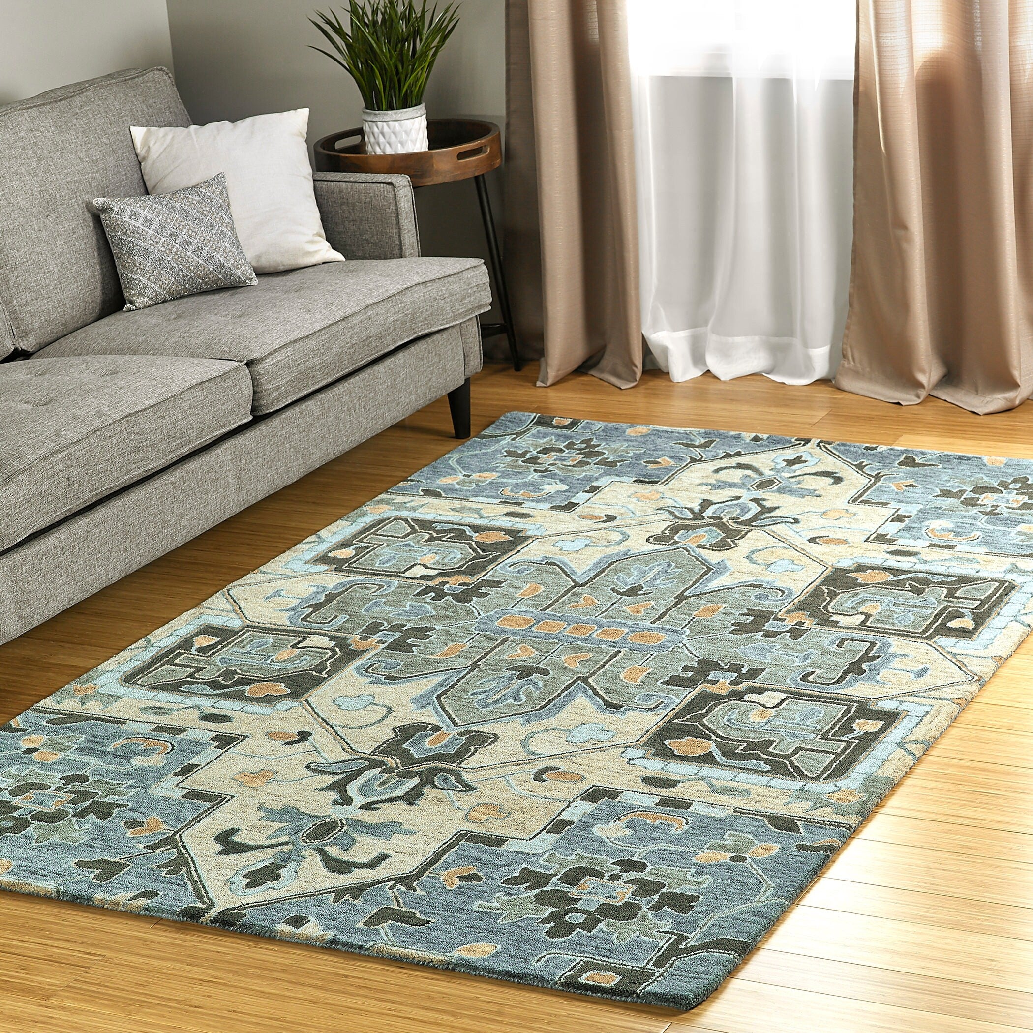 Finerie Hand Tufted Wool Area Rug