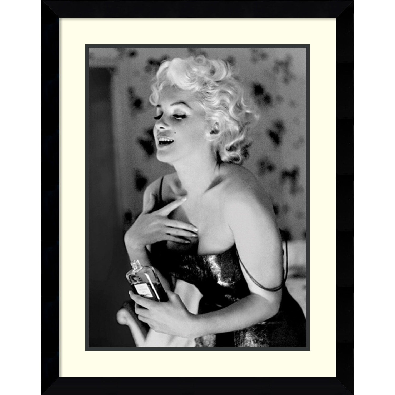 Framed Art Print Marilyn Monroe Chanel No. 5 By Ed Feingersh 29 X 36 Inch