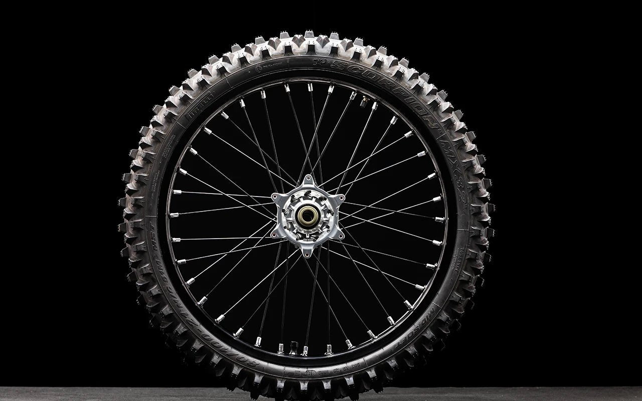 STARK VARG Complete Front Wheel (Spacers Not Included)