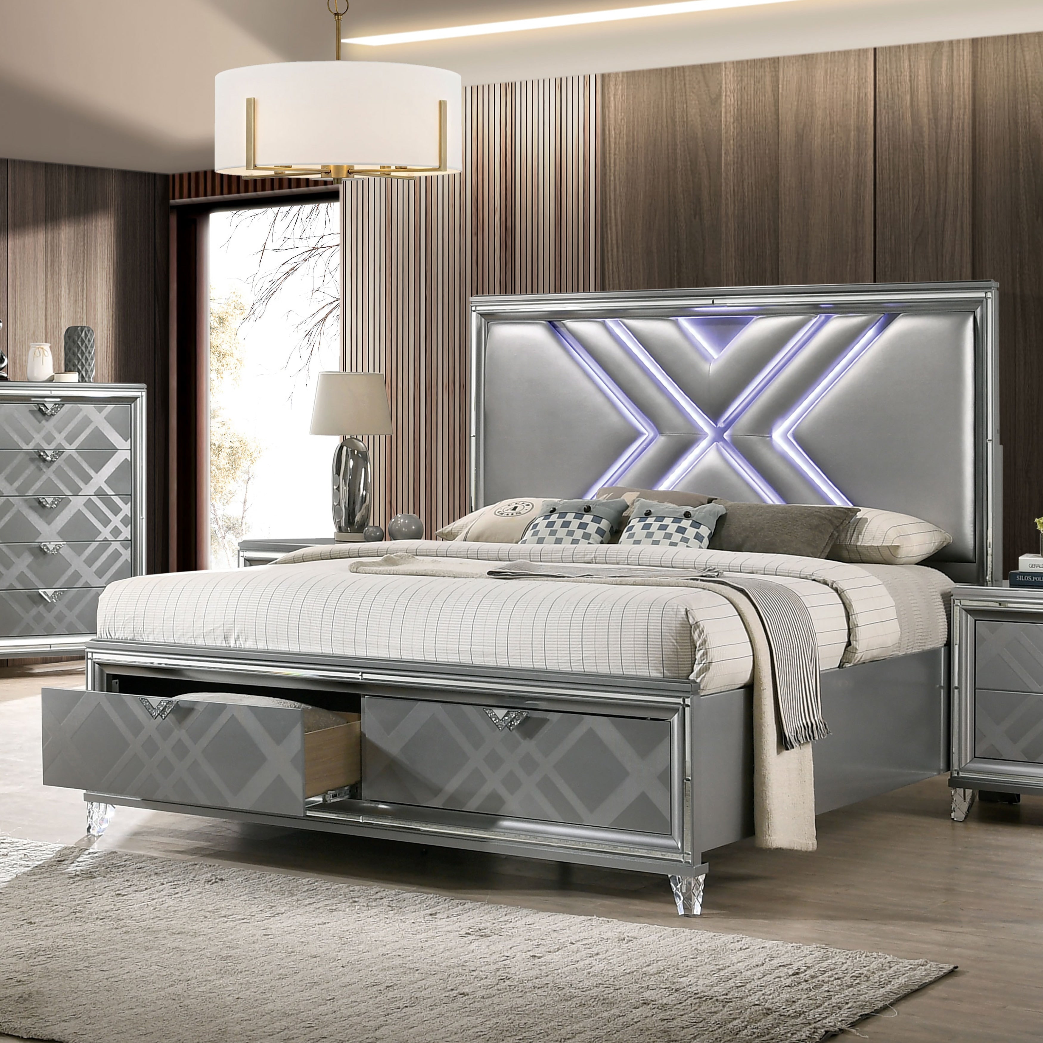 Furniture Of America Bel Air Contemporary Silver Platform Bed