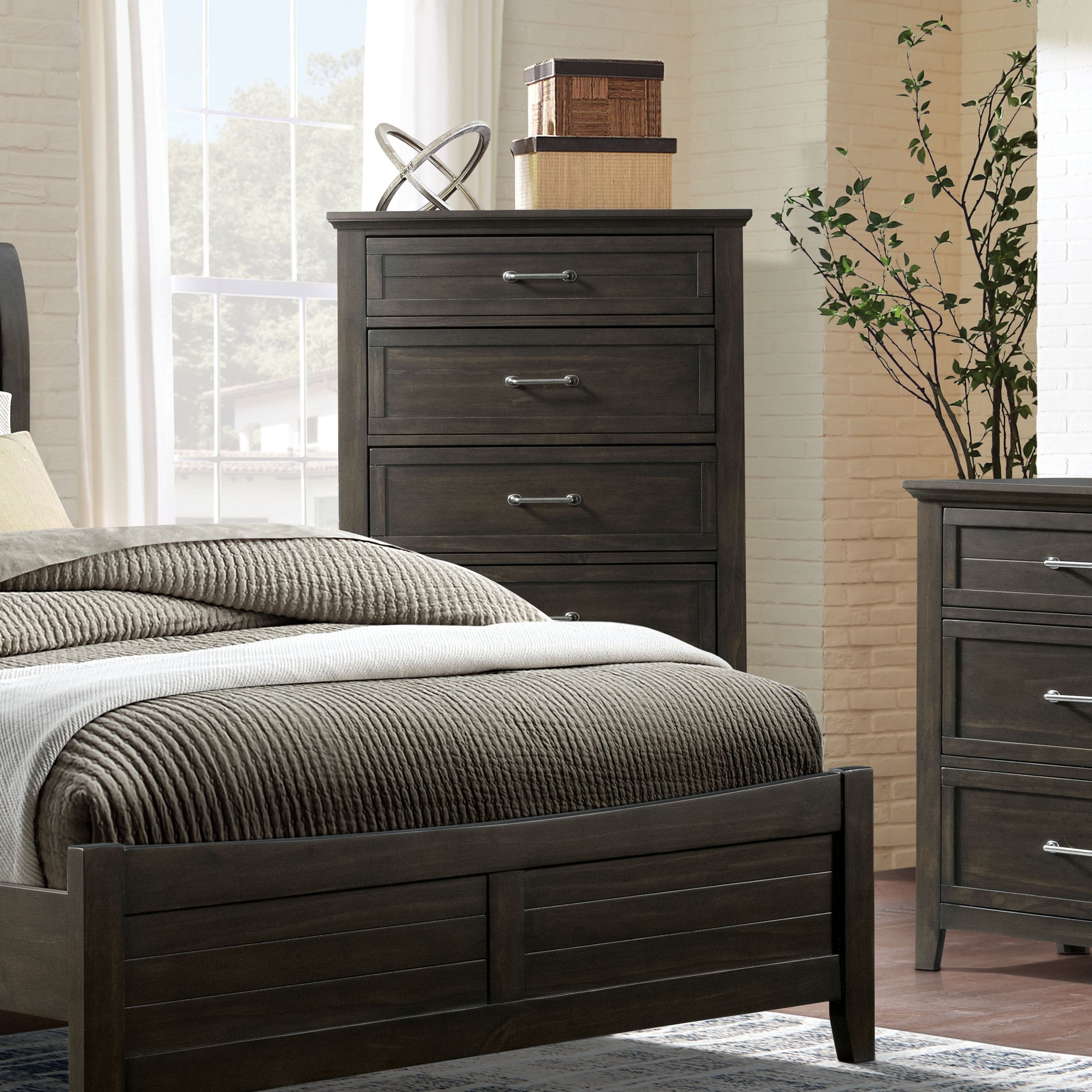 Furniture Of America Inyx Transitional Walnut Solid Wood Chest