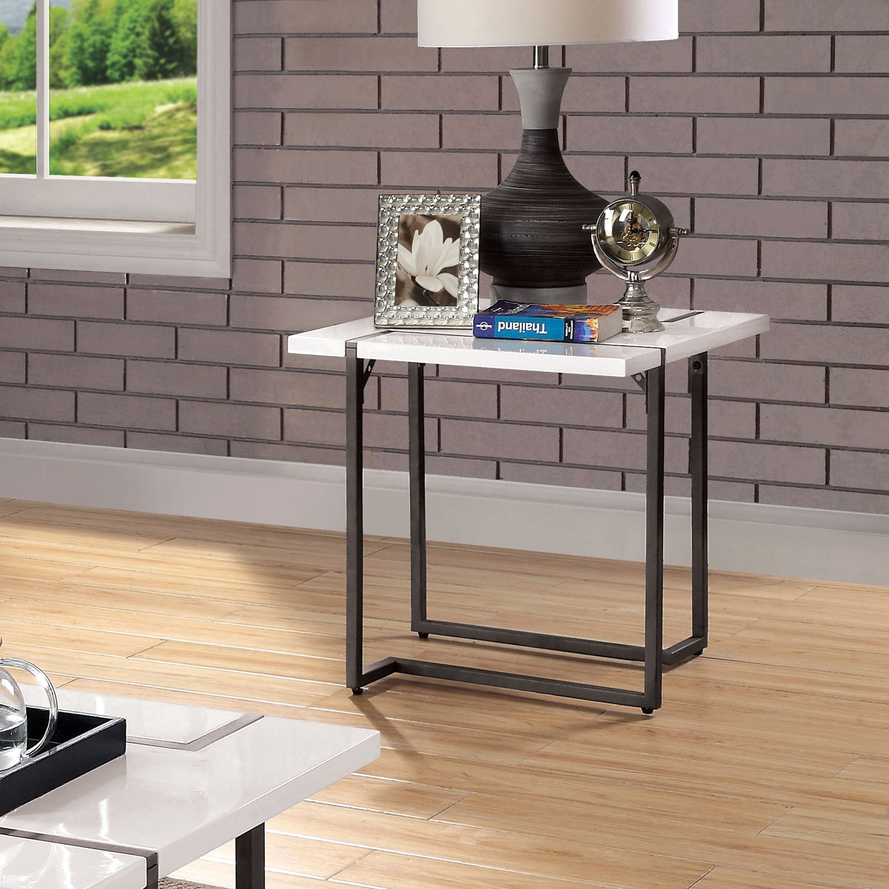 Furniture Of America Tawl Contemporary White Lacquer End Table