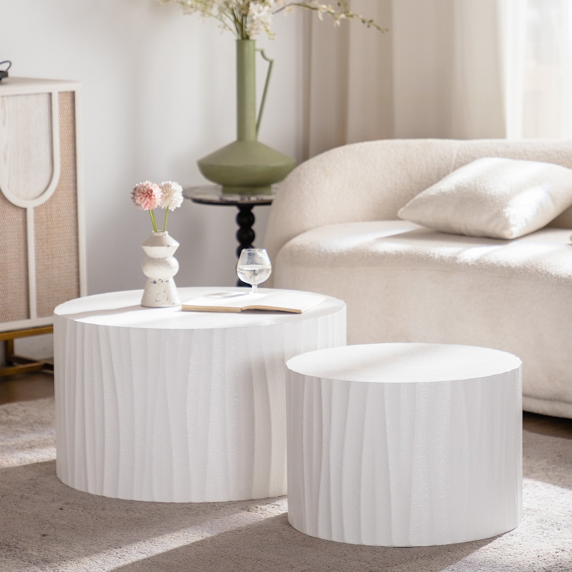 Gdfstudio Set Of 2 Modern Round Wooden Nesting Coffee Table With Handcrafted Relief Design