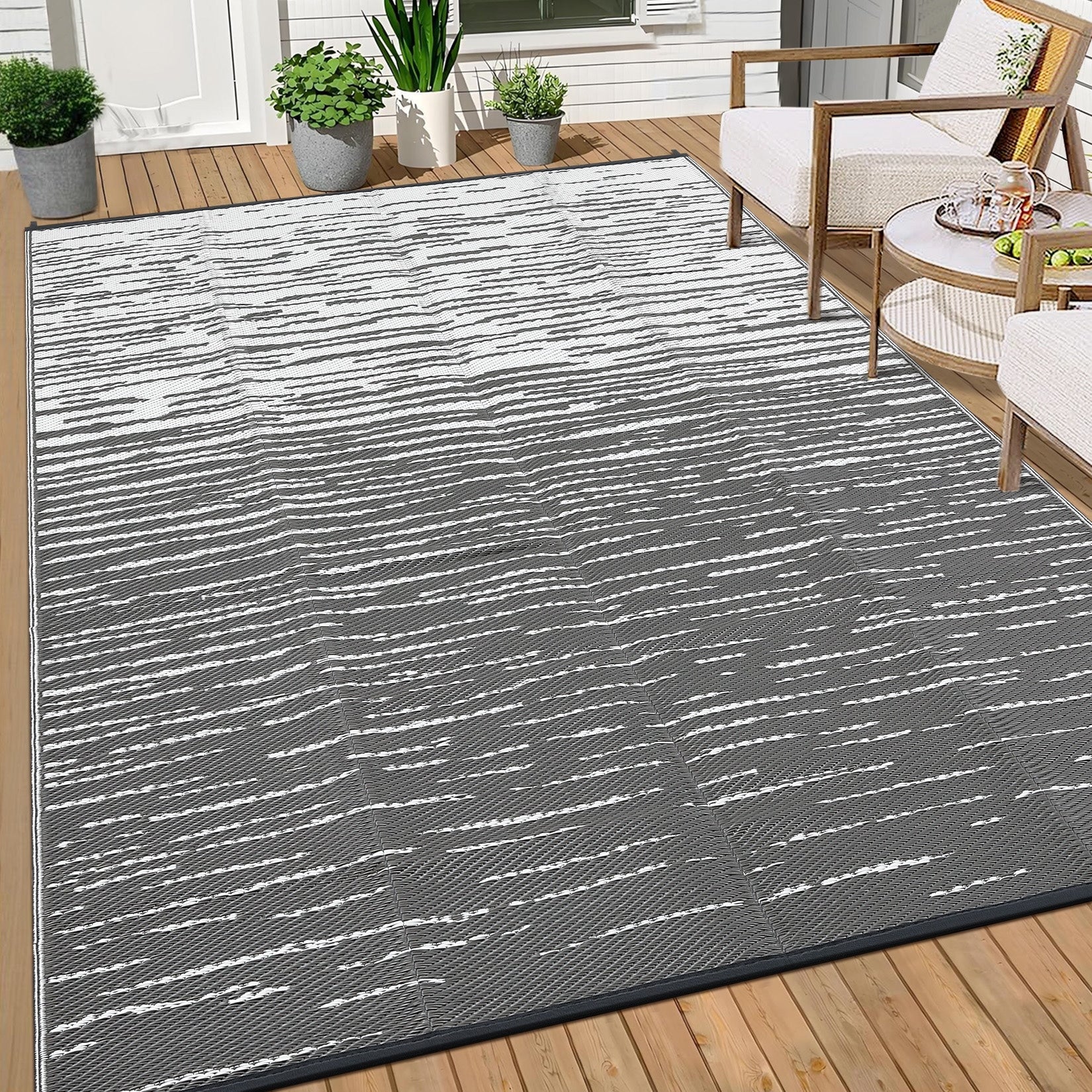 Garvee Outdoor Plastic Straw Rug Waterproof Modern Striped Abstract Rugs Portable Foldable Outdoor Rugs For Patio