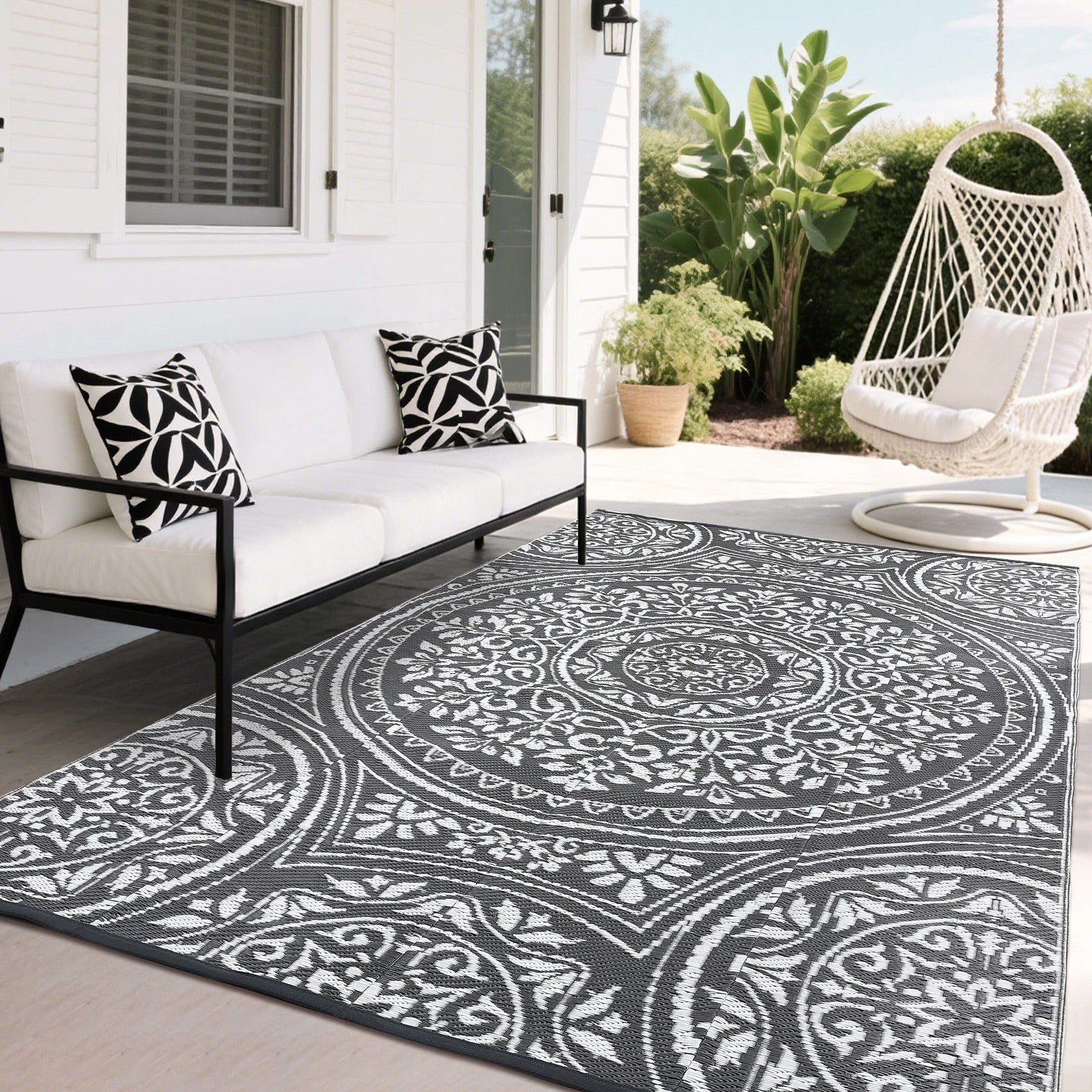 Garvee Outdoor Rug Waterproof Reversible Plastic Straw Rug Portable Foldable Floral Pattern Mat For Patio Camping Porch