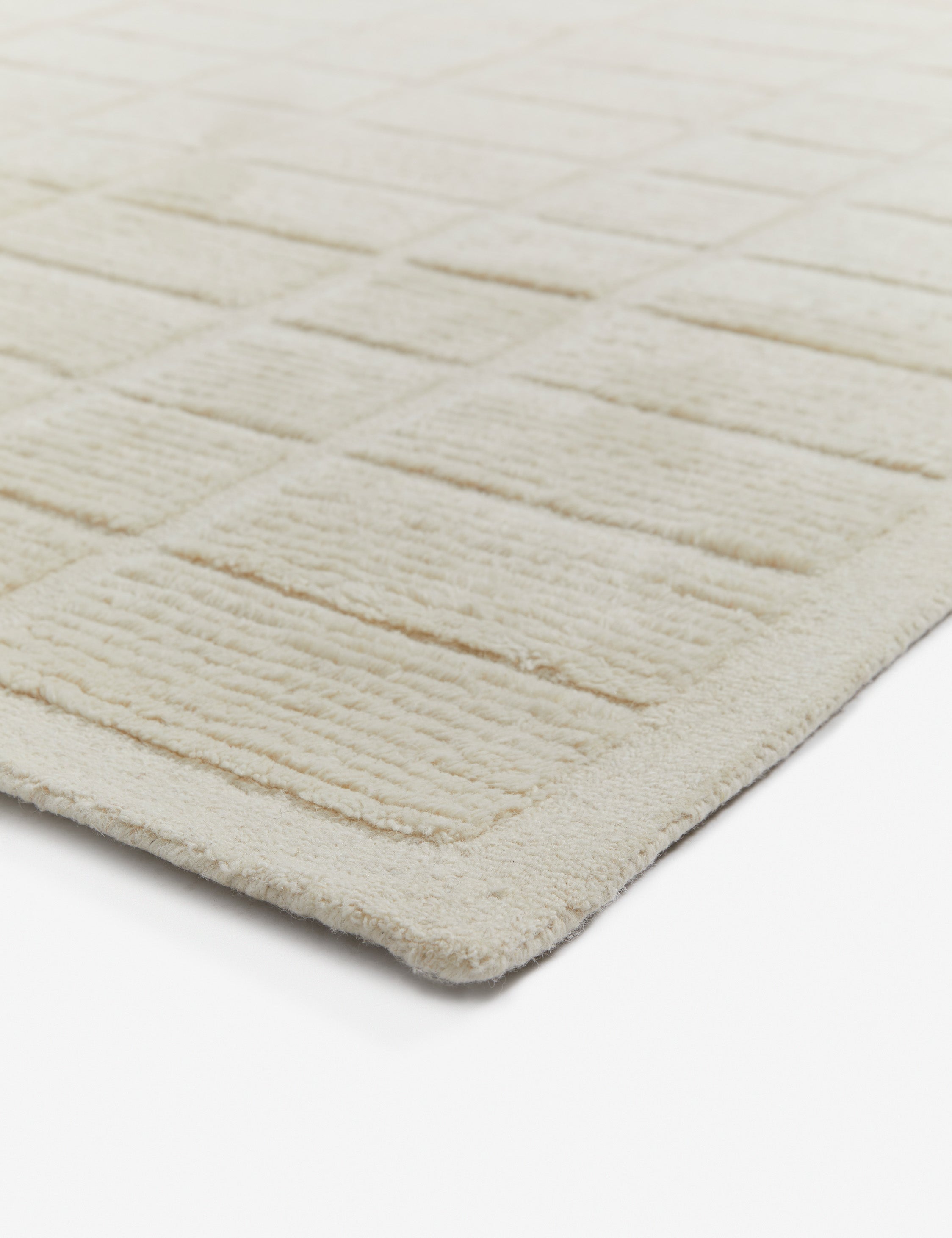 Geller Hand-Tufted Wool Rug Swatch, Ivory